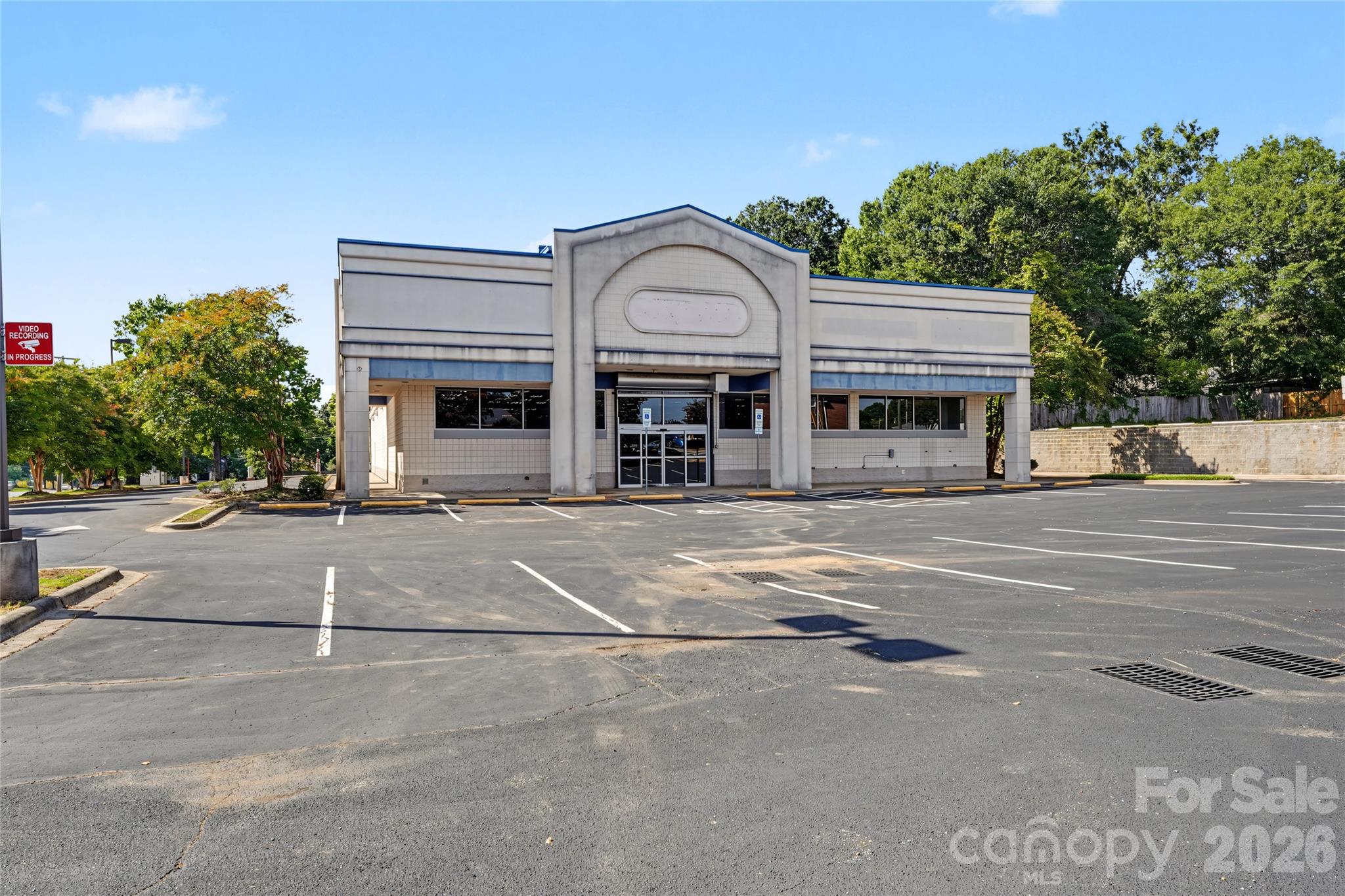 Retail at 110 W Garrison Boulevard, Gastonia, photo 25 of 29