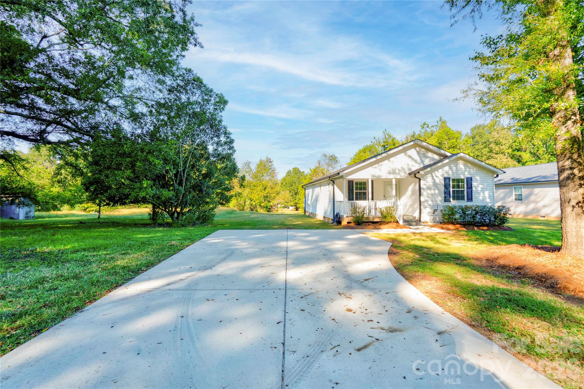 Front - 1414 Southridge Street, Shelby