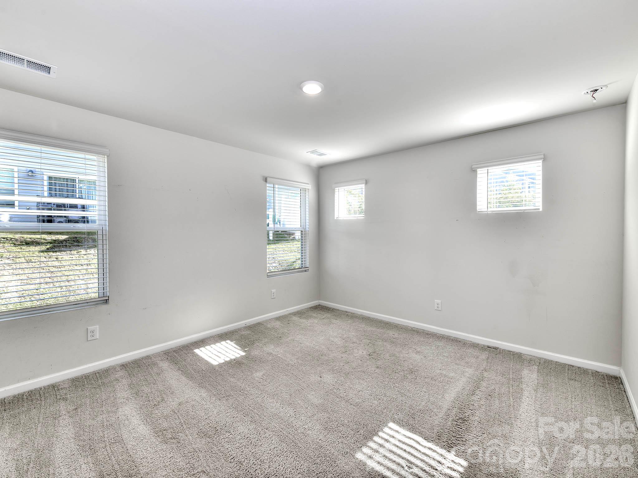 Townhouse at 840 Gerard Bay Drive, Fort Mill, photo 16 of 33