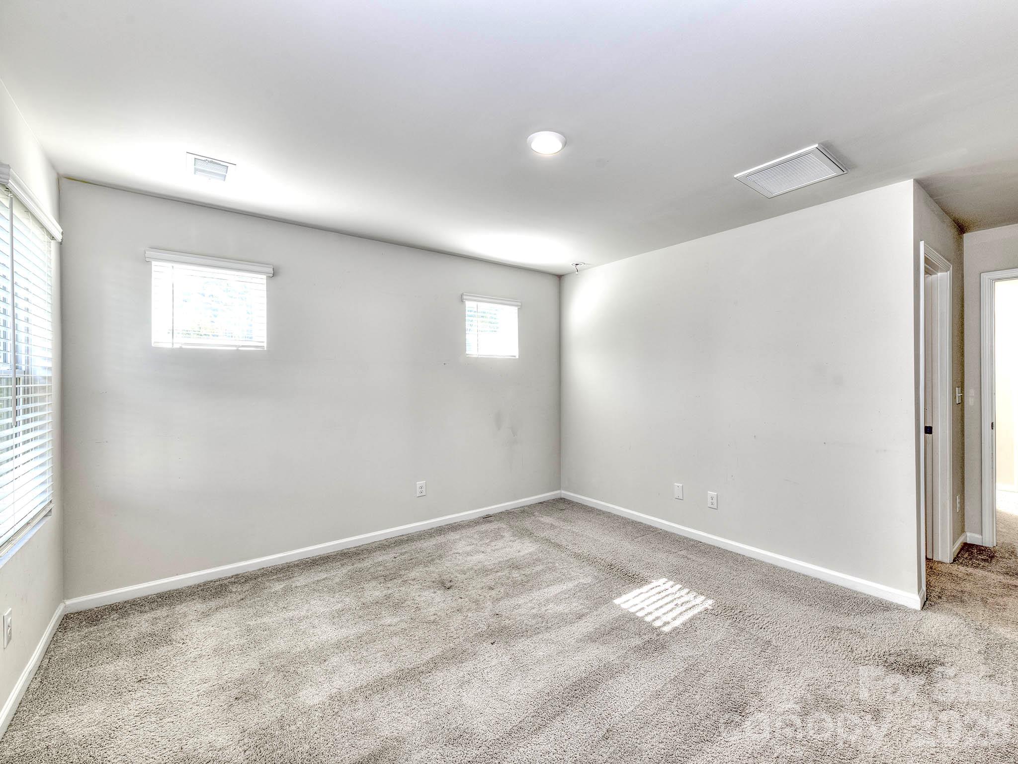 Townhouse at 840 Gerard Bay Drive, Fort Mill, photo 17 of 33