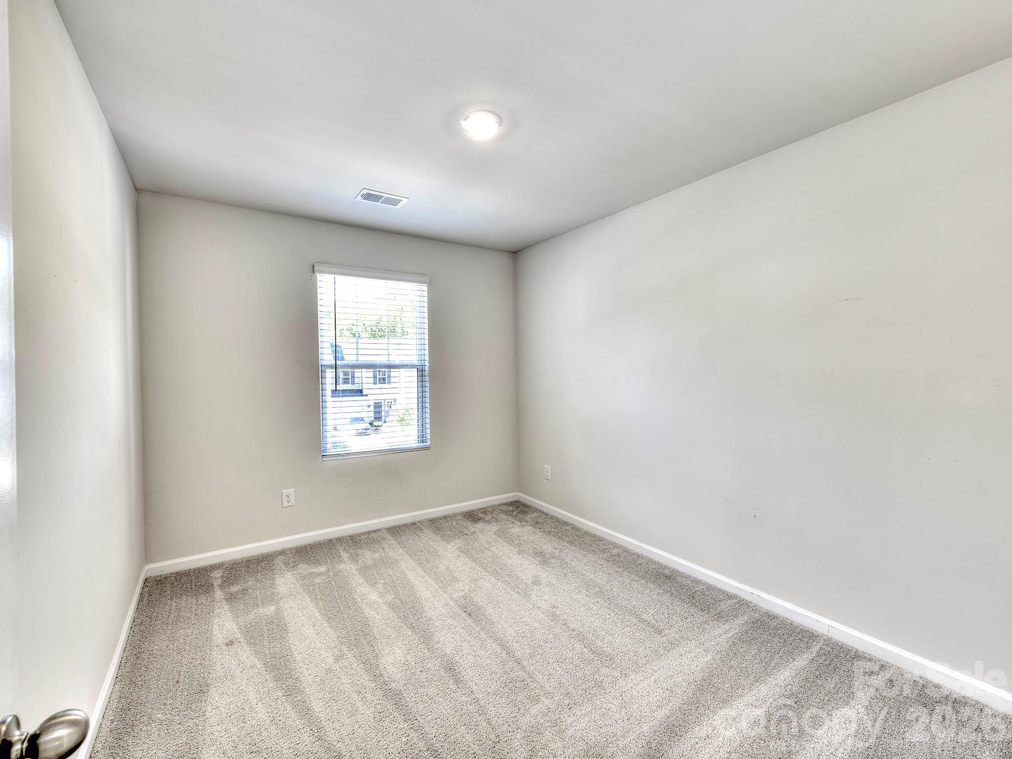 Townhouse at 840 Gerard Bay Drive, Fort Mill, photo 24 of 33