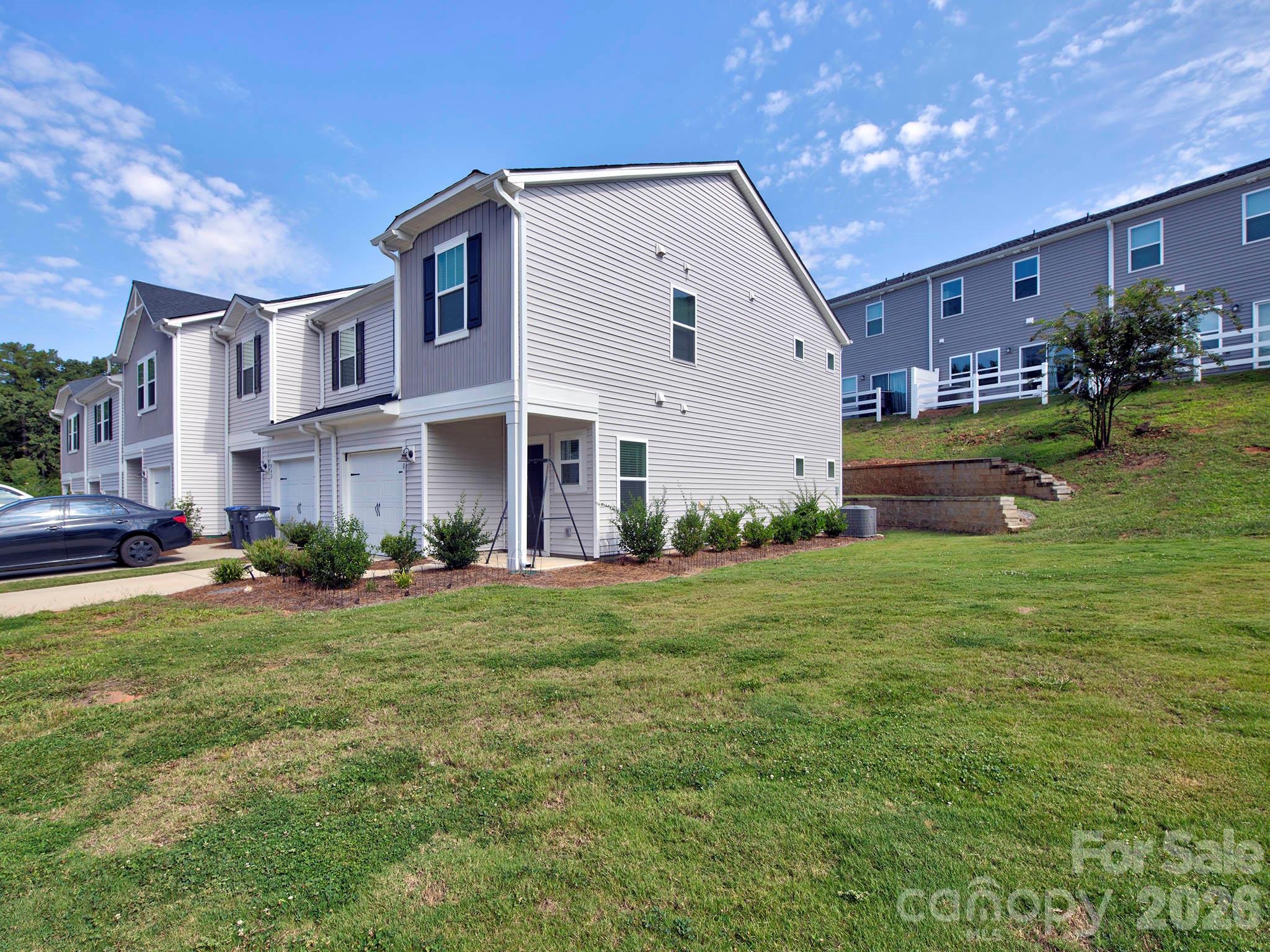 Townhouse at 840 Gerard Bay Drive, Fort Mill, photo 25 of 33