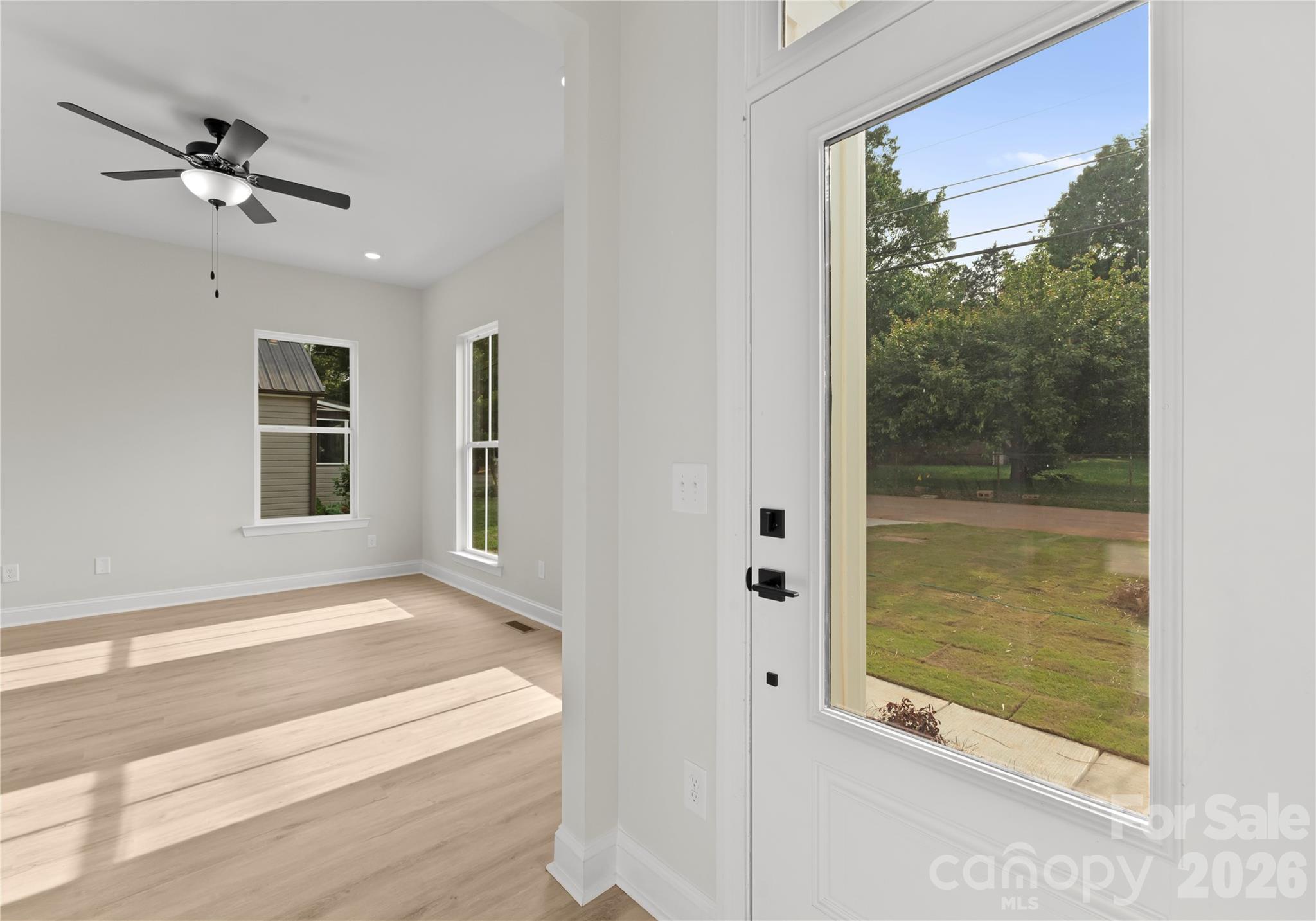 Single Family Residence at 708 Ann Drive, Belmont, photo 8 of 37