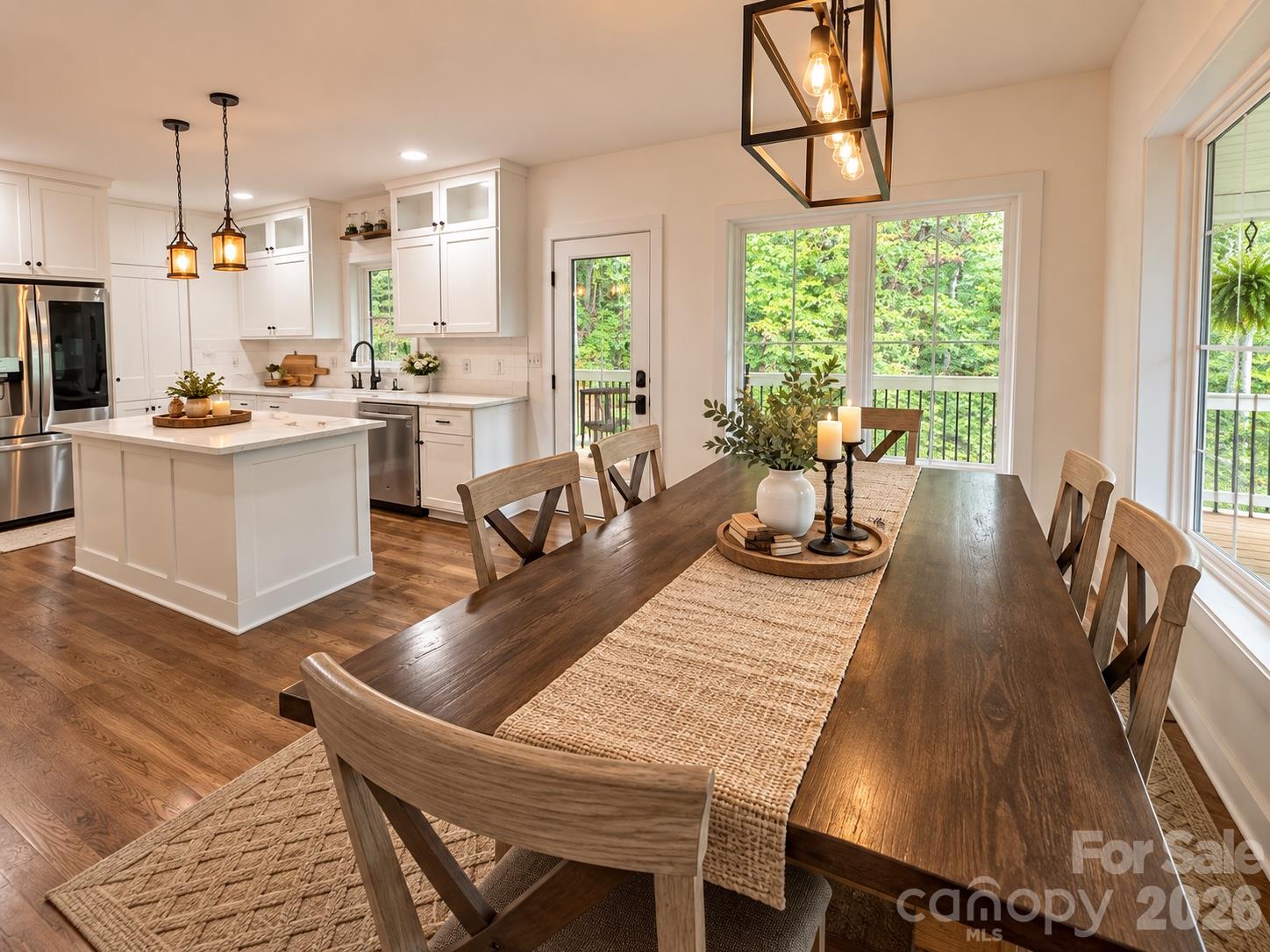 Dining area - 651 Cemetery Road, Nebo