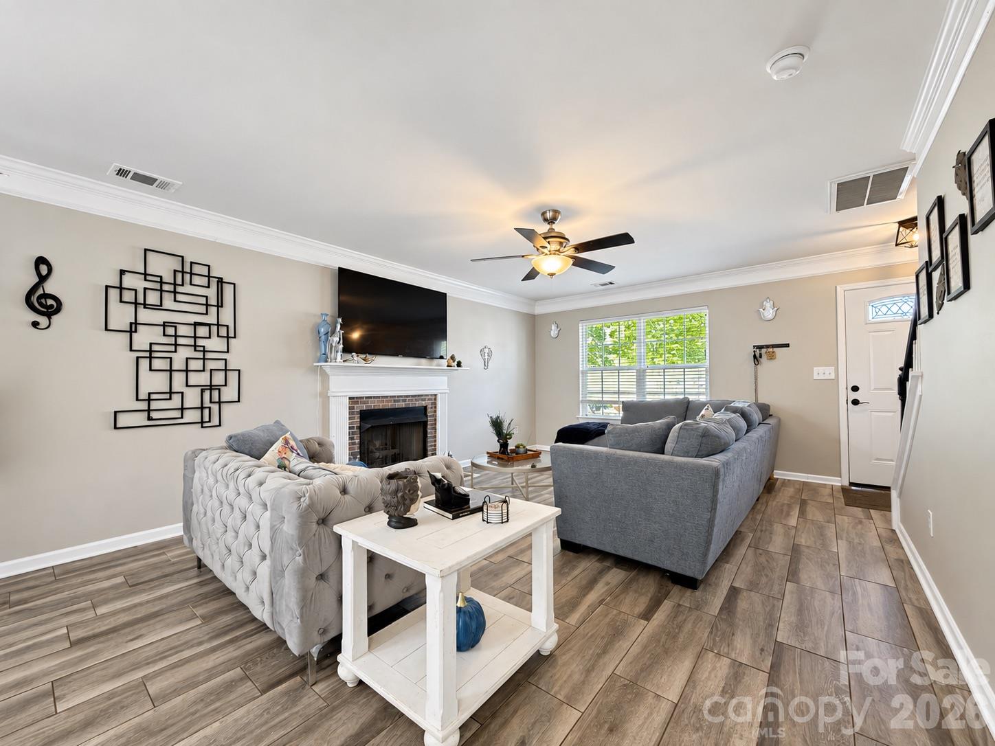 Single Family Residence at 120 Copes Court, Rock Hill, photo 3 of 23