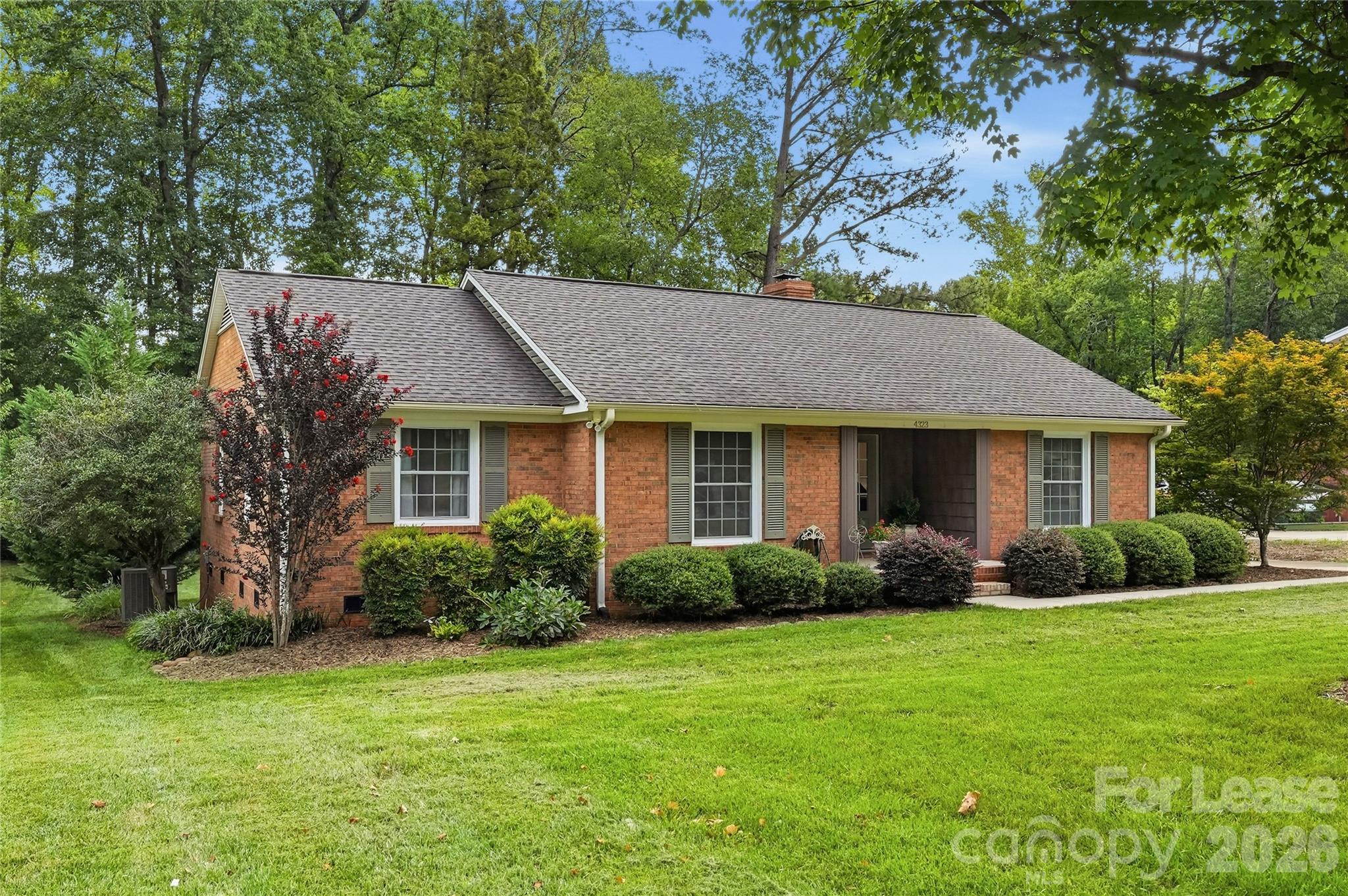 Single Family Residence at 4323 Emory Lane, Charlotte, photo 3 of 38