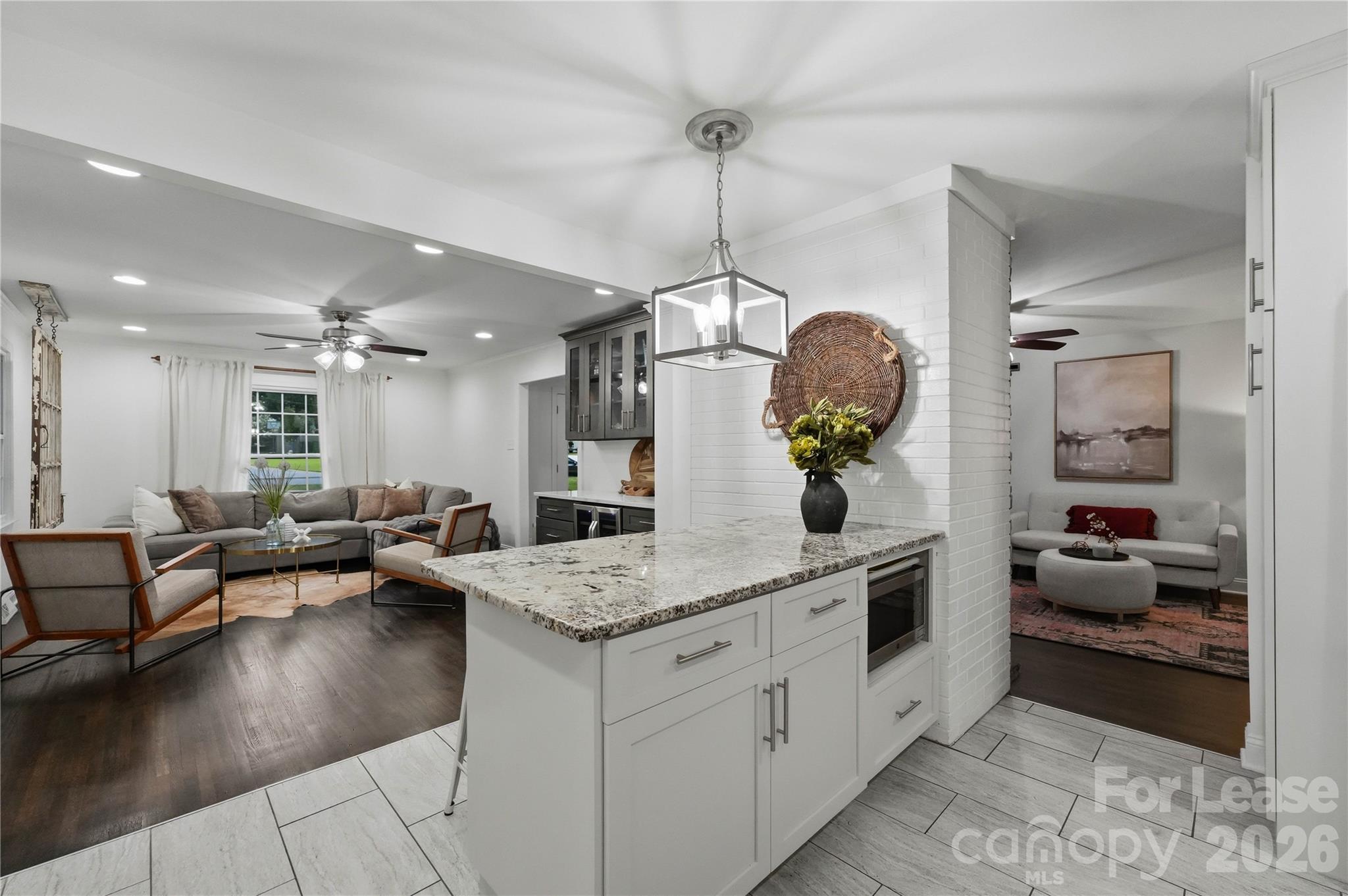 Single Family Residence at 4323 Emory Lane, Charlotte, photo 16 of 38
