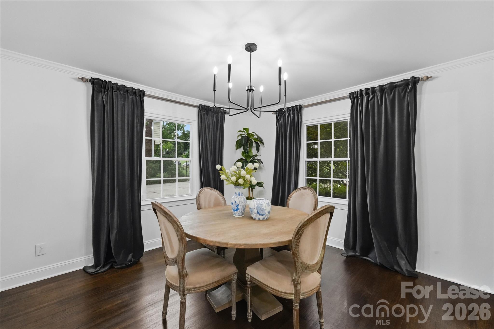 Single Family Residence at 4323 Emory Lane, Charlotte, photo 19 of 38