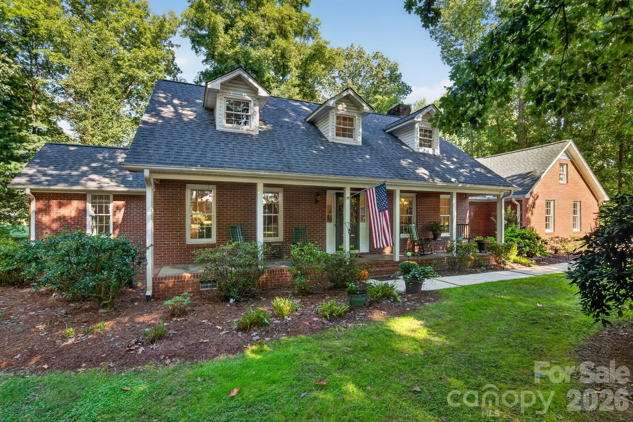 310 Travis Lane