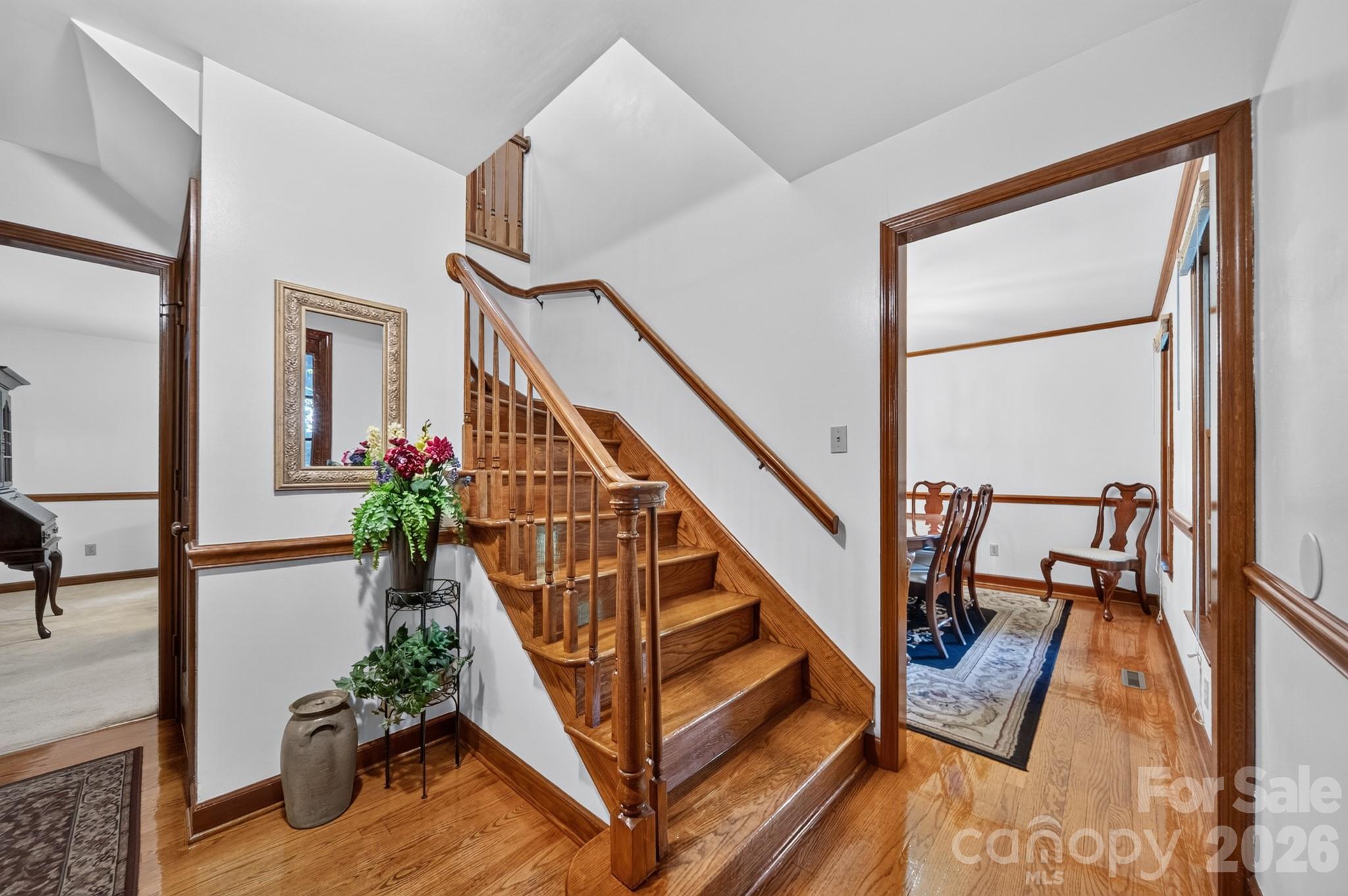 Single Family Residence at 310 Travis Lane, Salisbury, photo 4 of 41