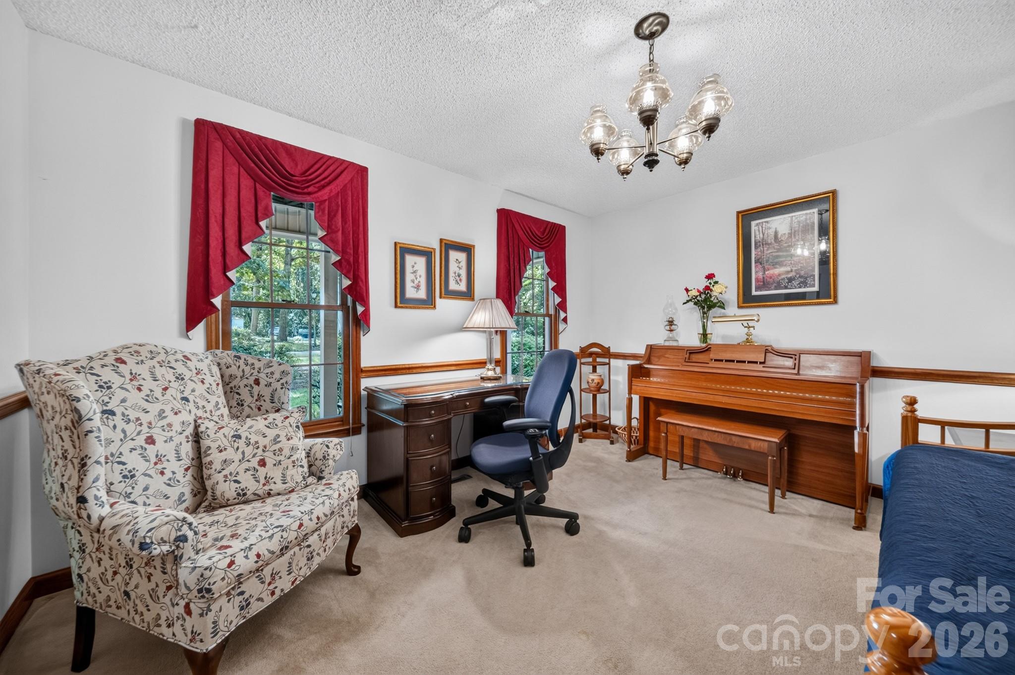 Single Family Residence at 310 Travis Lane, Salisbury, photo 7 of 41