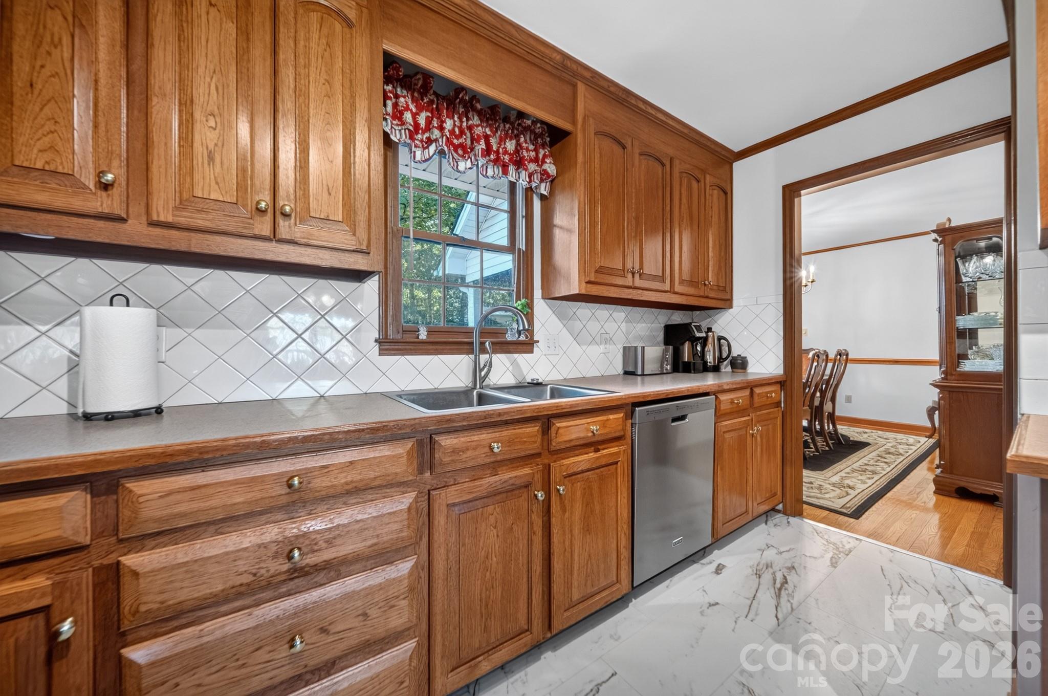 Single Family Residence at 310 Travis Lane, Salisbury, photo 16 of 41