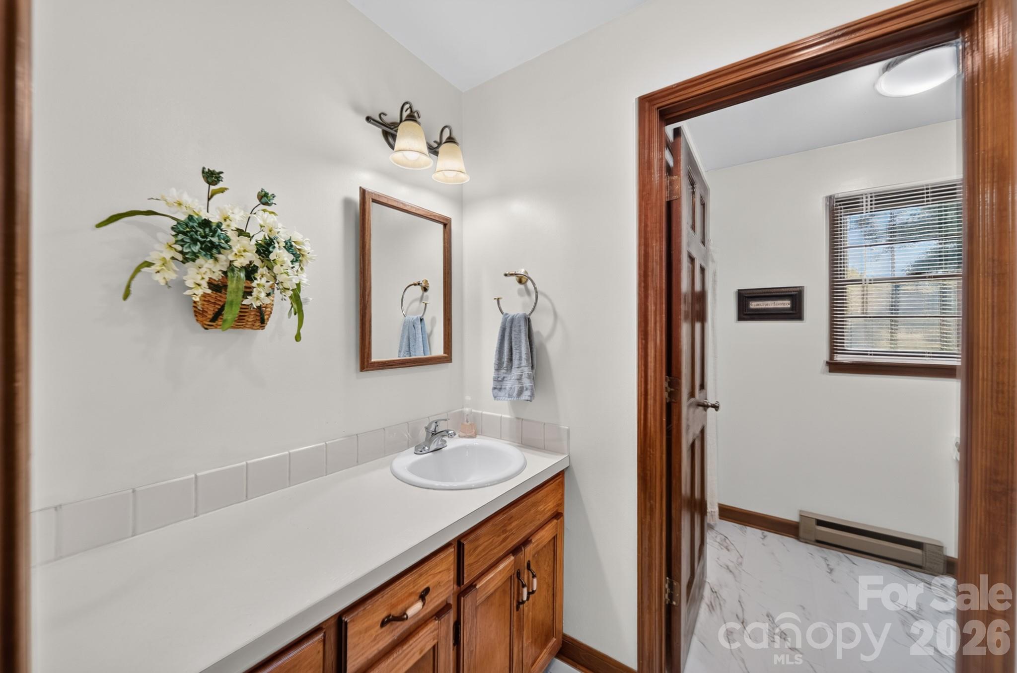 Single Family Residence at 310 Travis Lane, Salisbury, photo 19 of 41