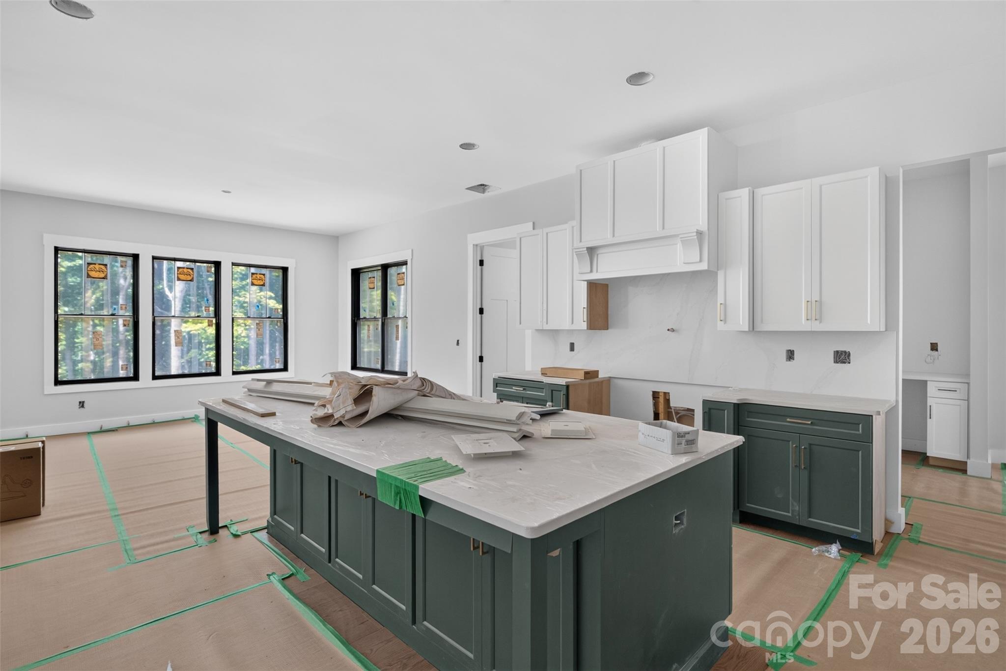 Single Family Residence at 9215 Island Point Road, Charlotte, photo 4 of 18