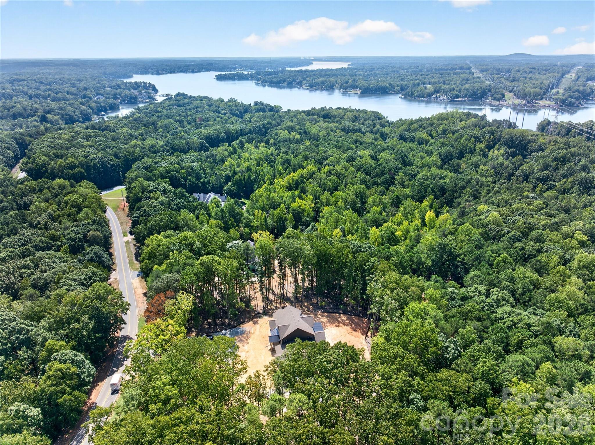 Single Family Residence at 9215 Island Point Road, Charlotte, photo 10 of 18