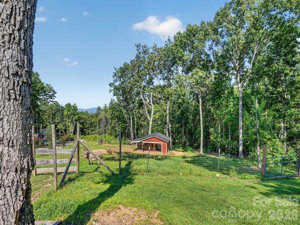 Single Family Residence at 72 & 00 Jacks Paw Lane, Hendersonville, photo 6 of 35