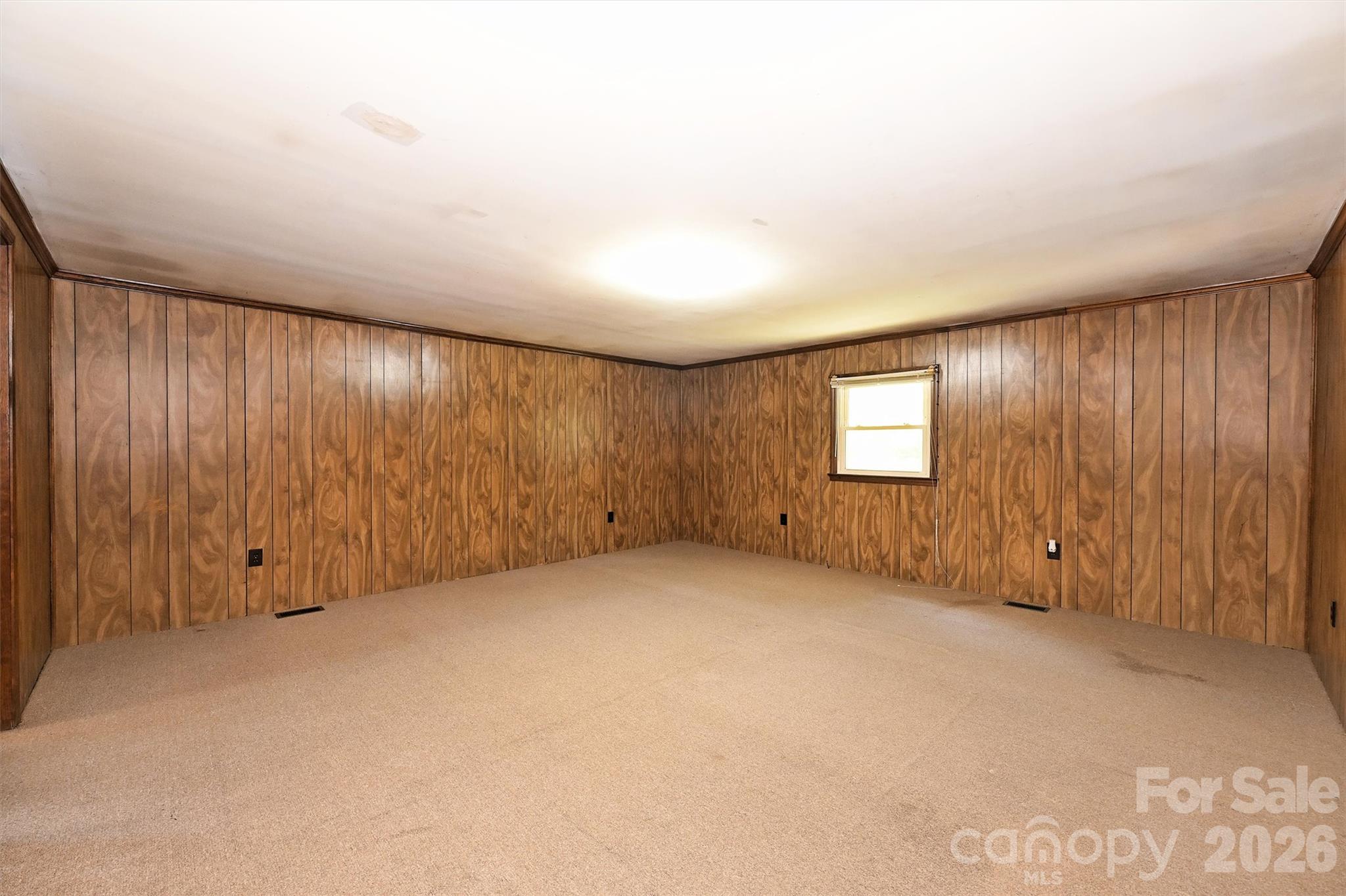 Bonus Room - 535 S Little Texas Road, Kannapolis
