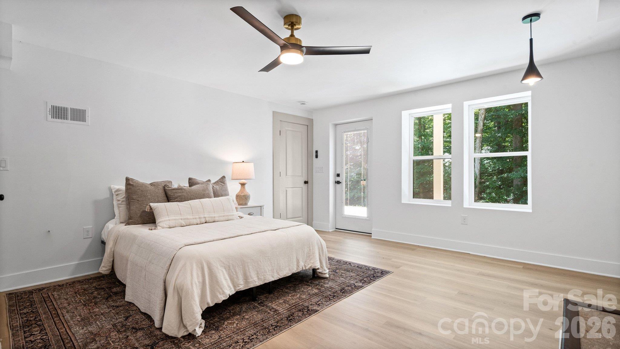 Single Family Residence at 32 Bowen Drive, Belmont, photo 25 of 48