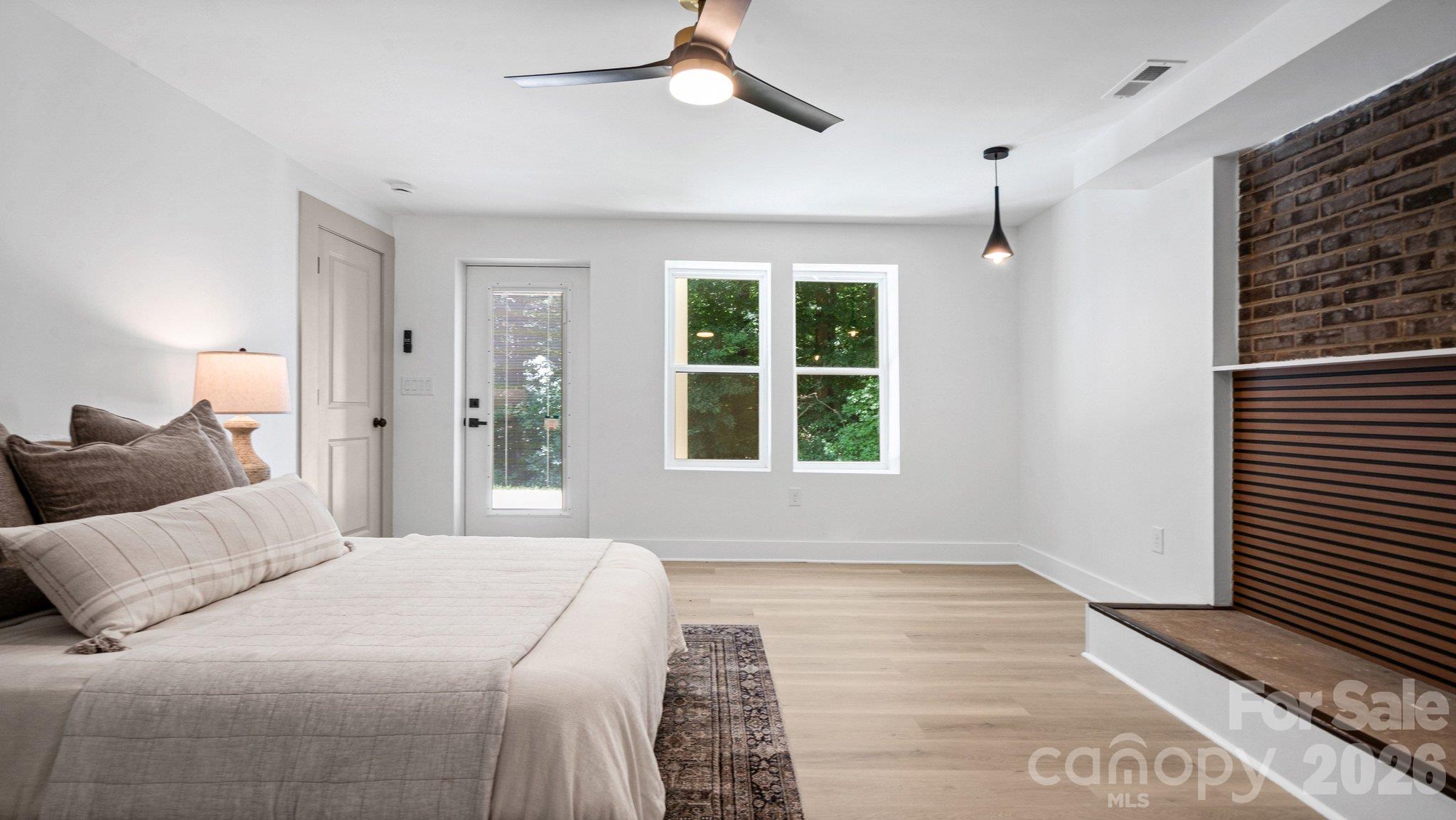 Single Family Residence at 32 Bowen Drive, Belmont, photo 26 of 48