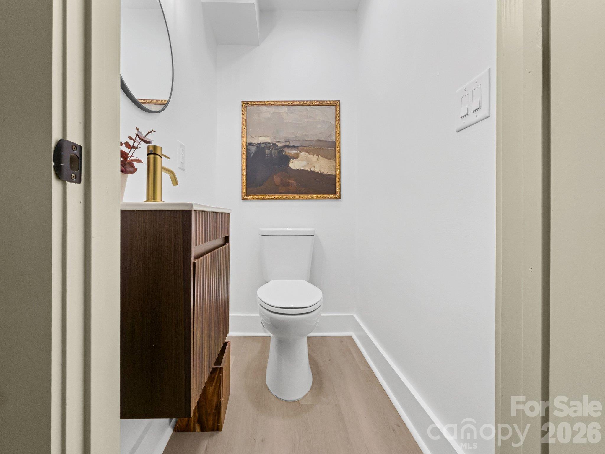 Single Family Residence at 32 Bowen Drive, Belmont, photo 32 of 48