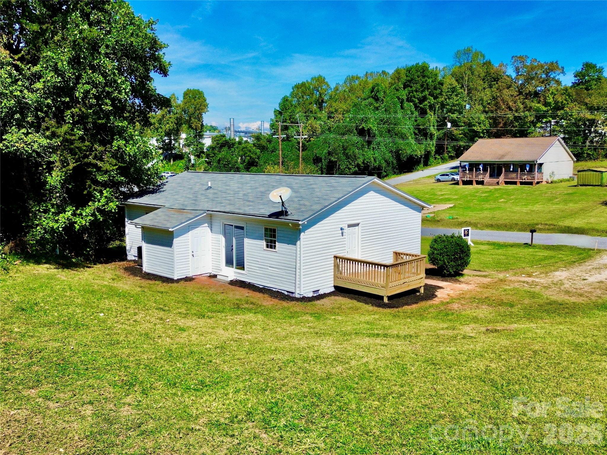 Single Family Residence at 2130 Haven Circle SW, Lenoir, photo 9 of 23