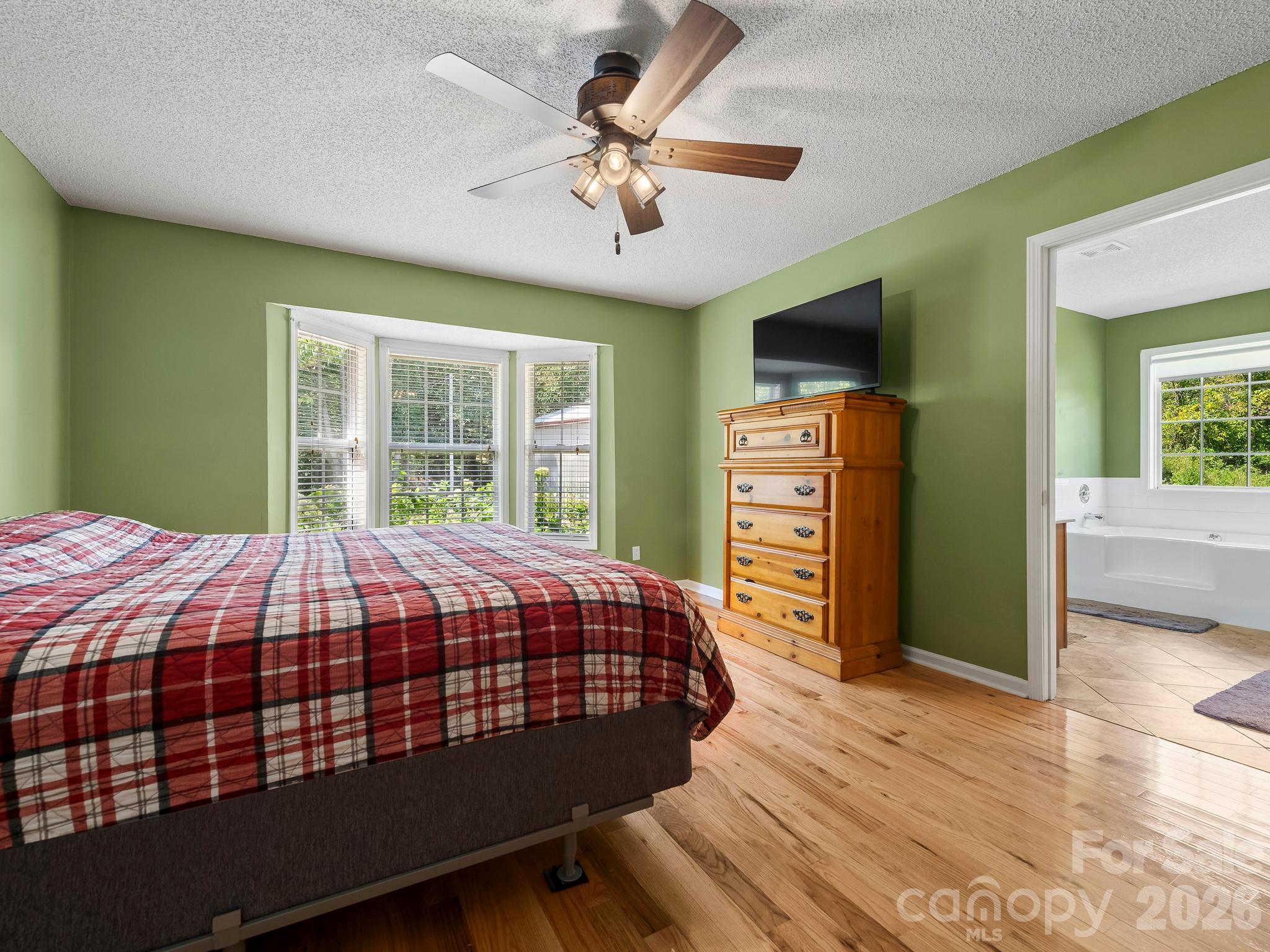 Single Family Residence at 170 Yates Cove Road, Waynesville, photo 13 of 48