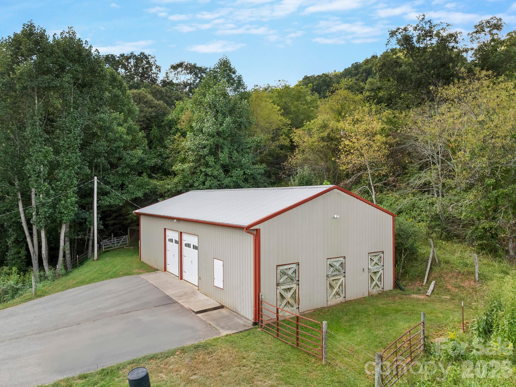 Single Family Residence at 170 Yates Cove Road, Waynesville, photo 34 of 48