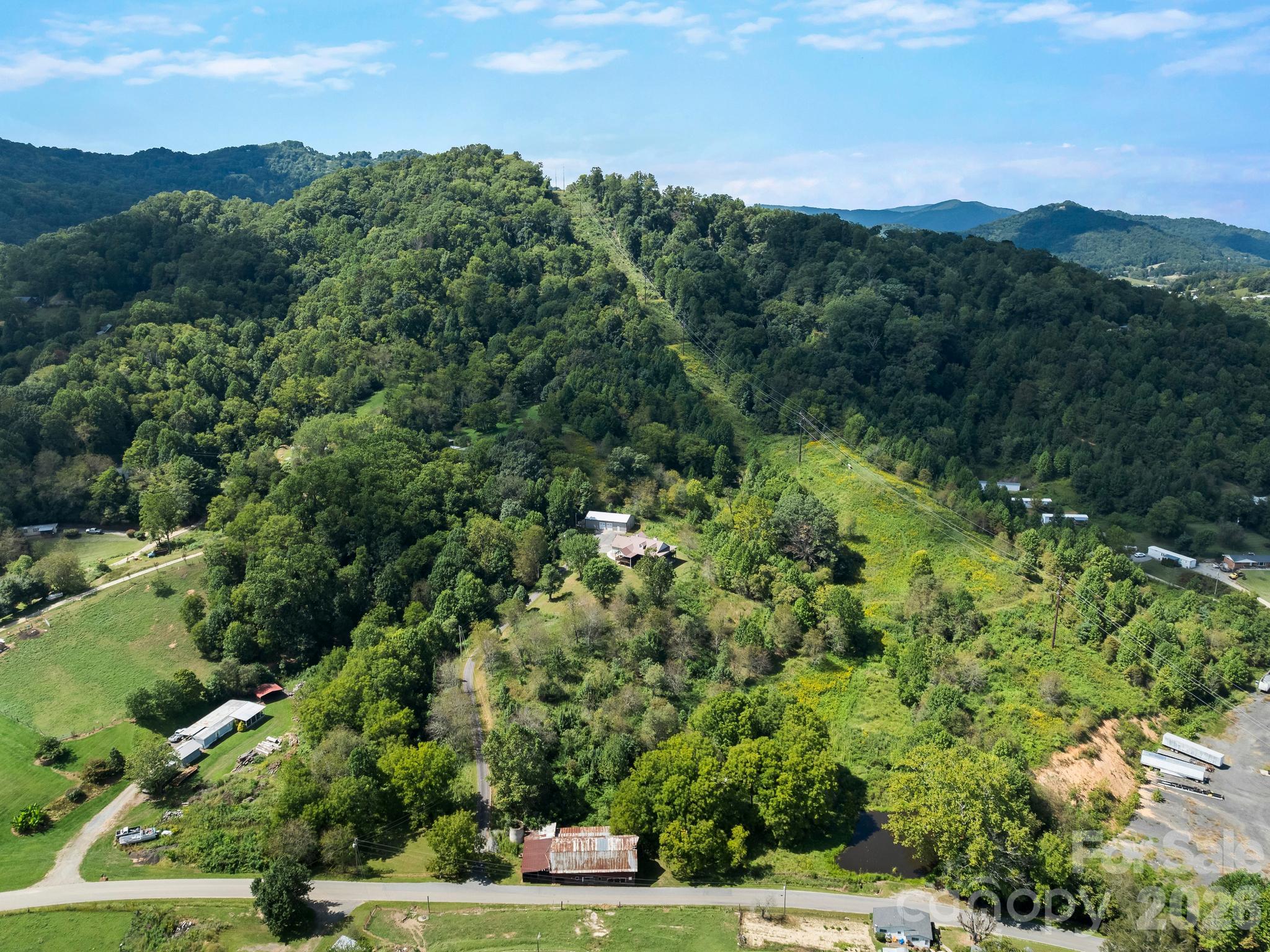 Single Family Residence at 170 Yates Cove Road, Waynesville, photo 41 of 48