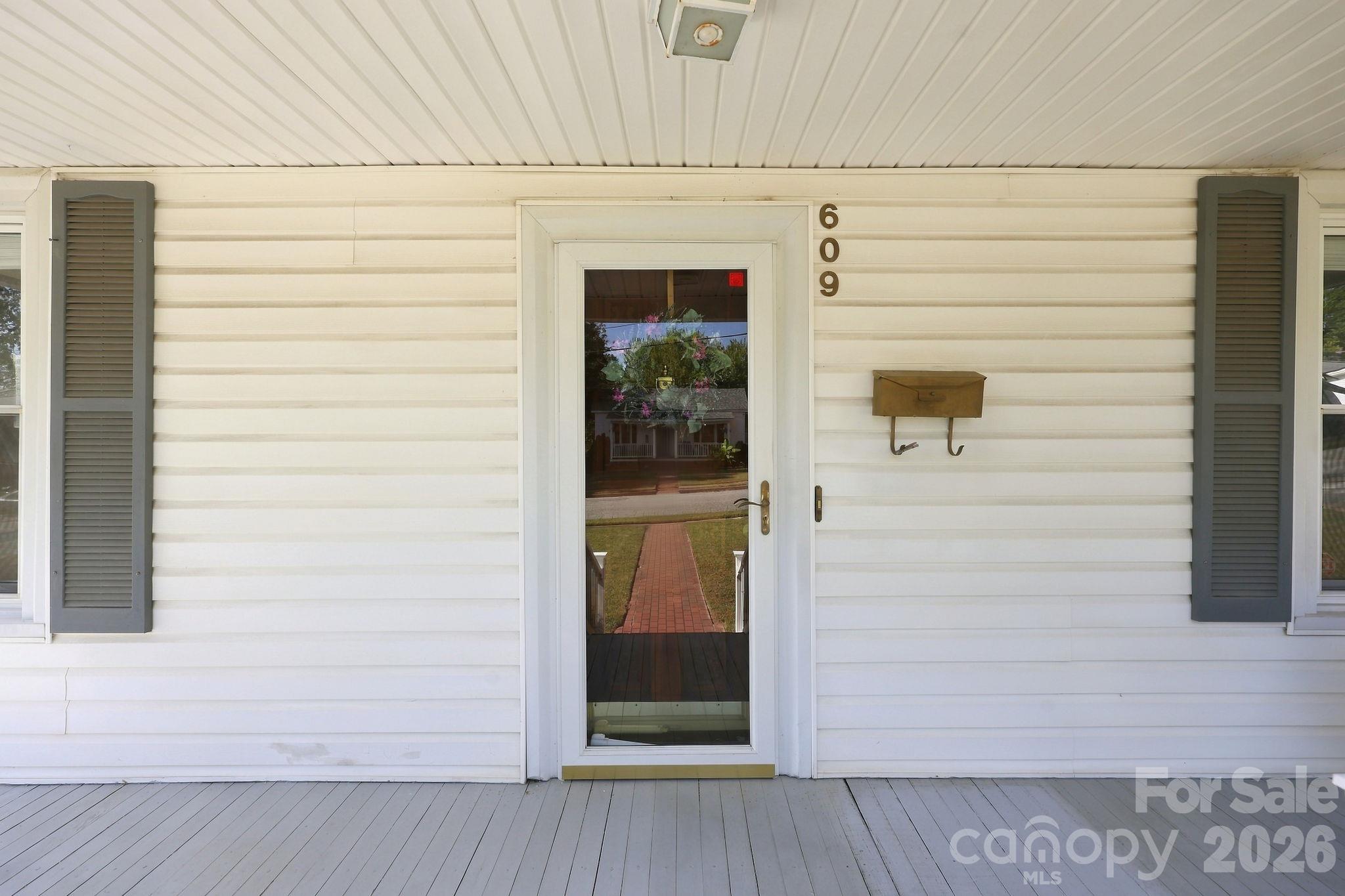 Single Family Residence at 609 Poplar Avenue, Kannapolis, photo 3 of 44