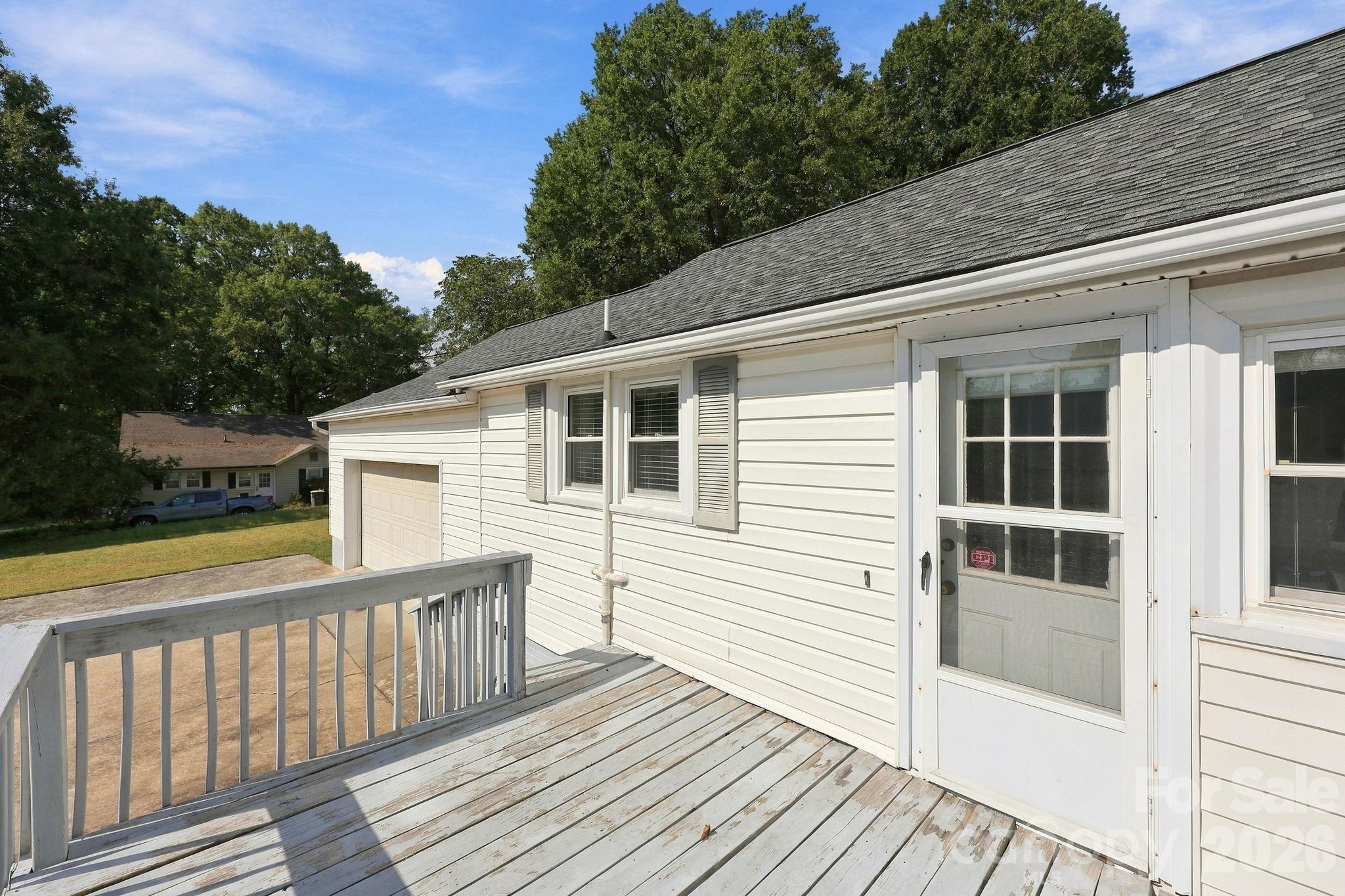 Single Family Residence at 609 Poplar Avenue, Kannapolis, photo 36 of 44