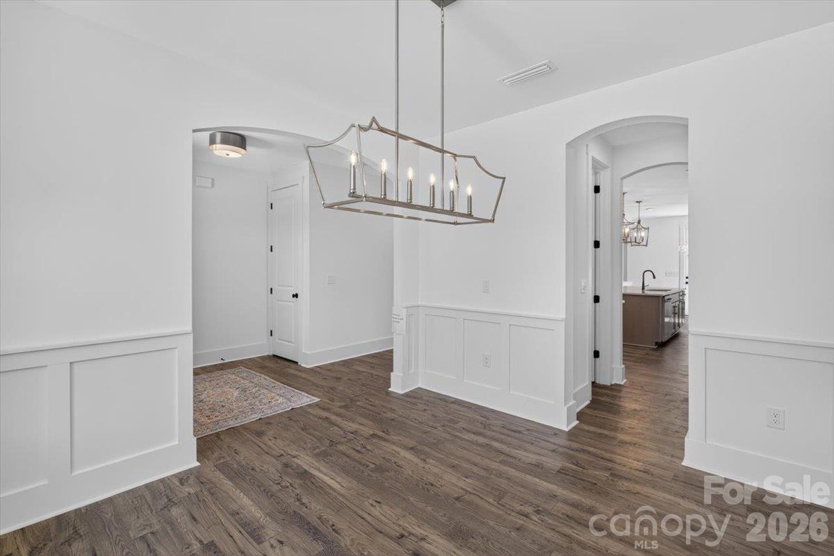 Single Family Residence at 4927 Potter Road, Matthews, photo 8 of 48