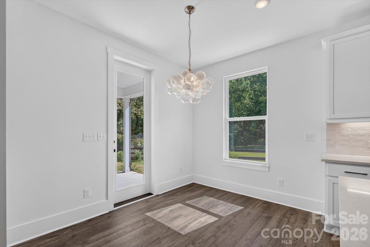 Single Family Residence at 4927 Potter Road, Matthews, photo 12 of 48