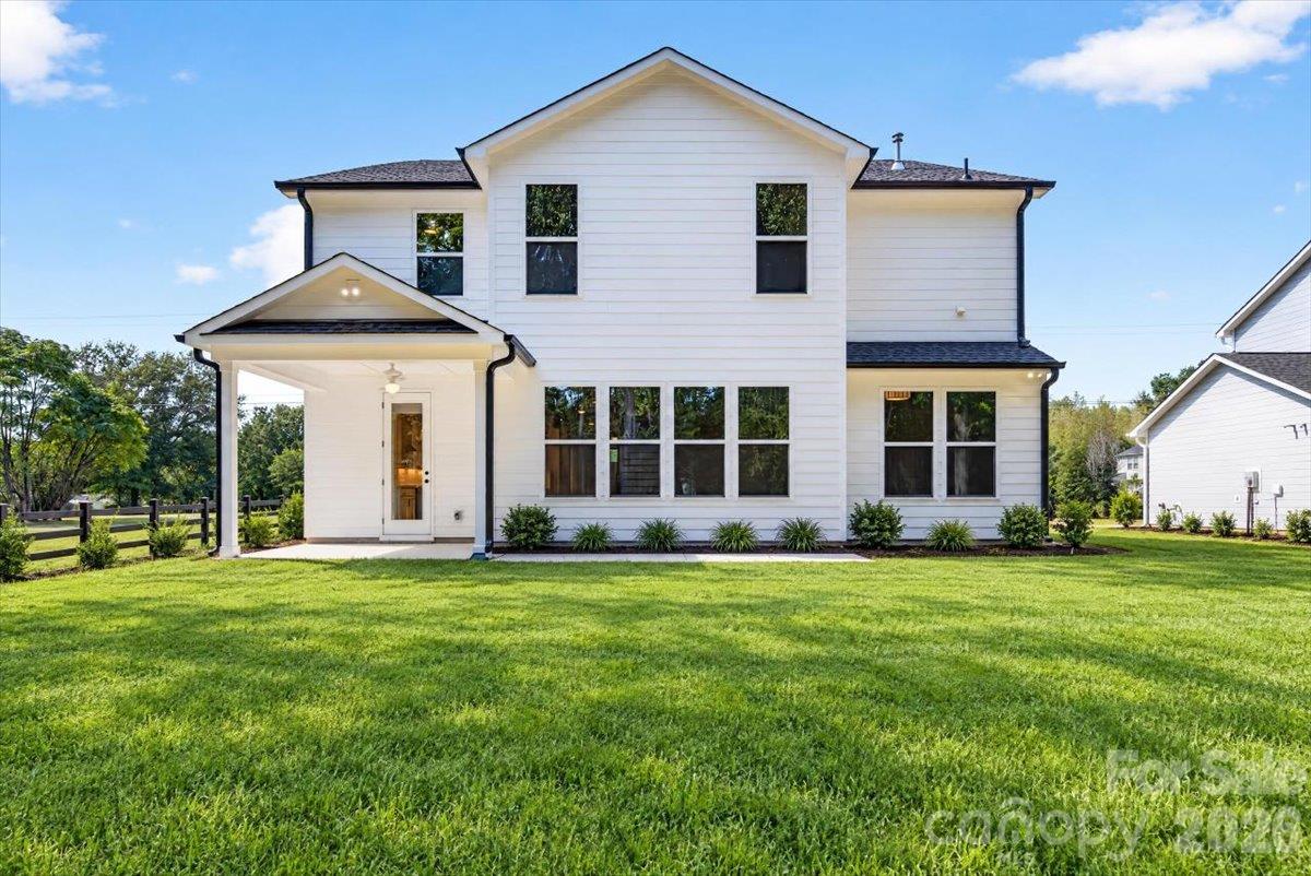Single Family Residence at 4927 Potter Road, Matthews, photo 40 of 48