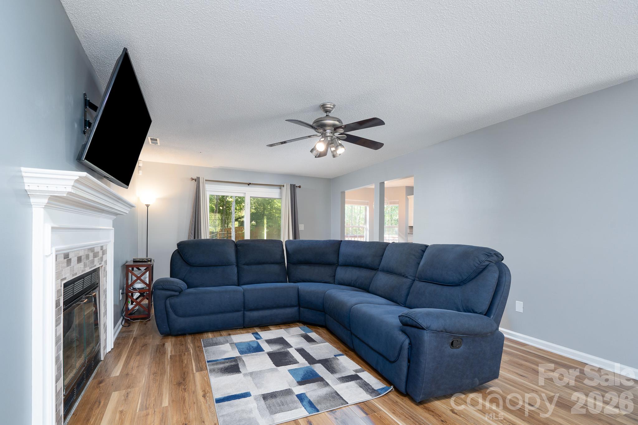 Single Family Residence at 14200 Lavender Trace Court, Charlotte, photo 14 of 35