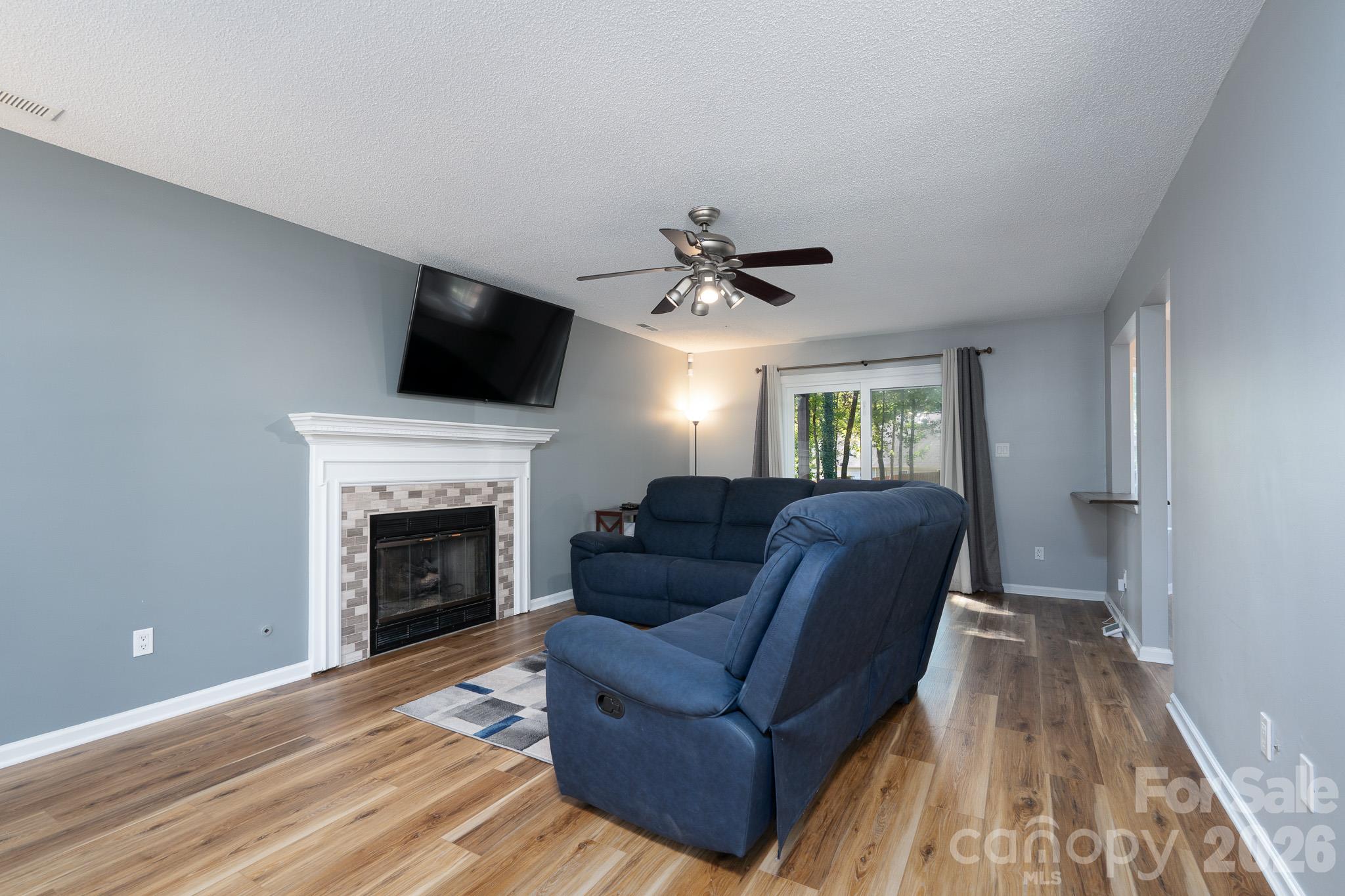 Single Family Residence at 14200 Lavender Trace Court, Charlotte, photo 15 of 35