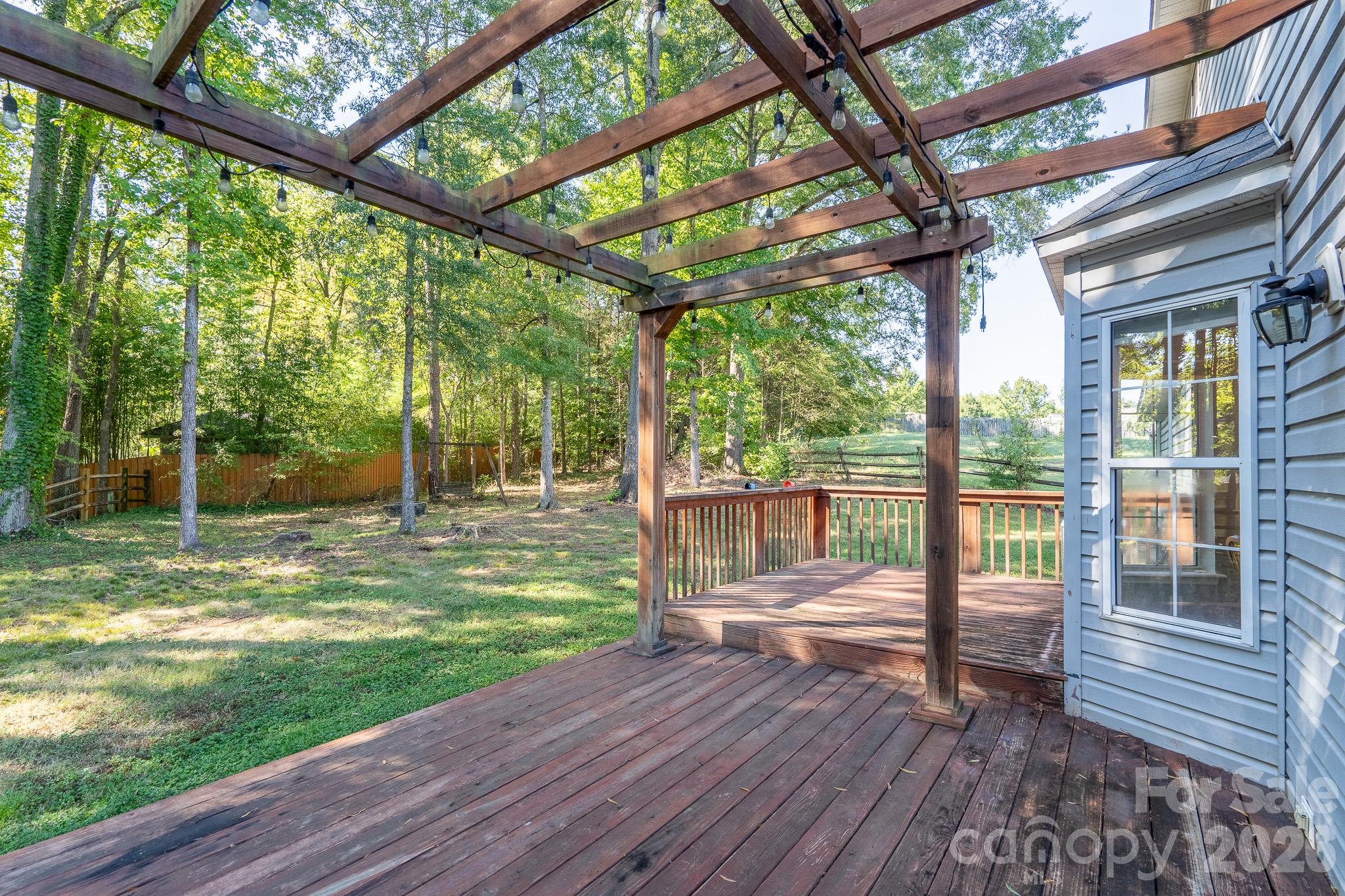 Single Family Residence at 14200 Lavender Trace Court, Charlotte, photo 32 of 35