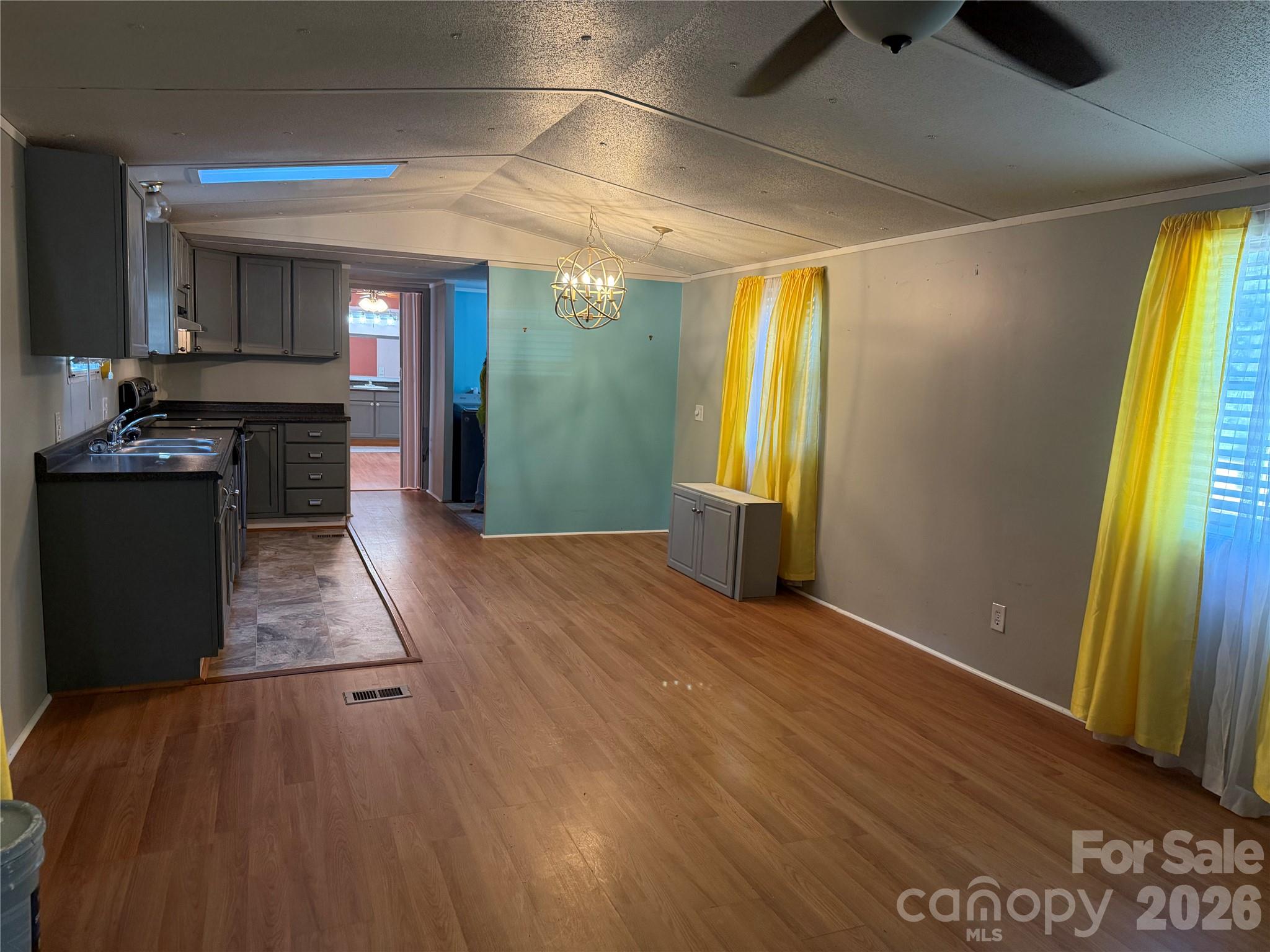 Single Family Residence at 1025 29th Street Place NE, Conover, photo 3 of 18