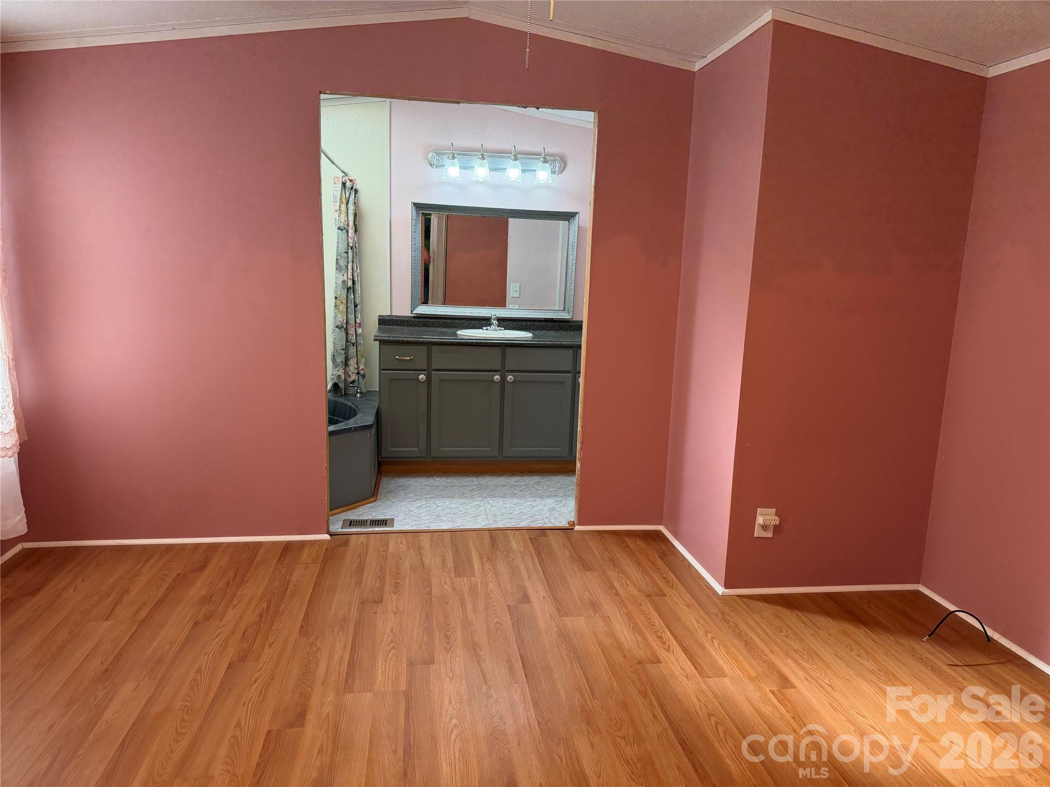 Single Family Residence at 1025 29th Street Place NE, Conover, photo 6 of 18