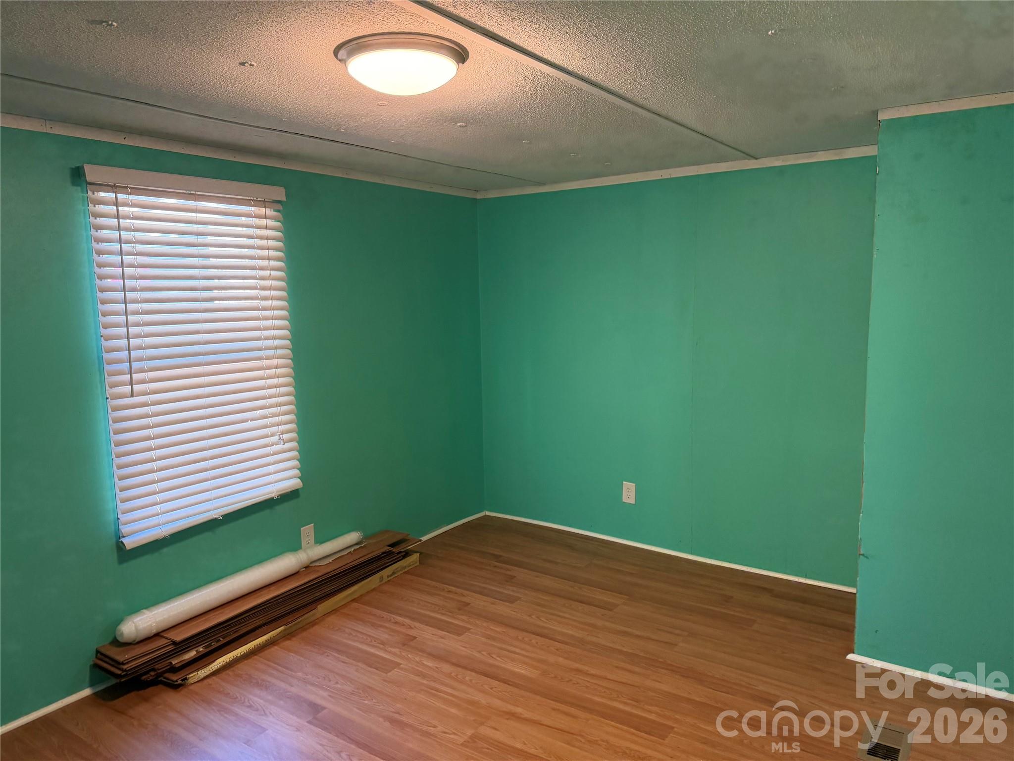 Single Family Residence at 1025 29th Street Place NE, Conover, photo 10 of 18