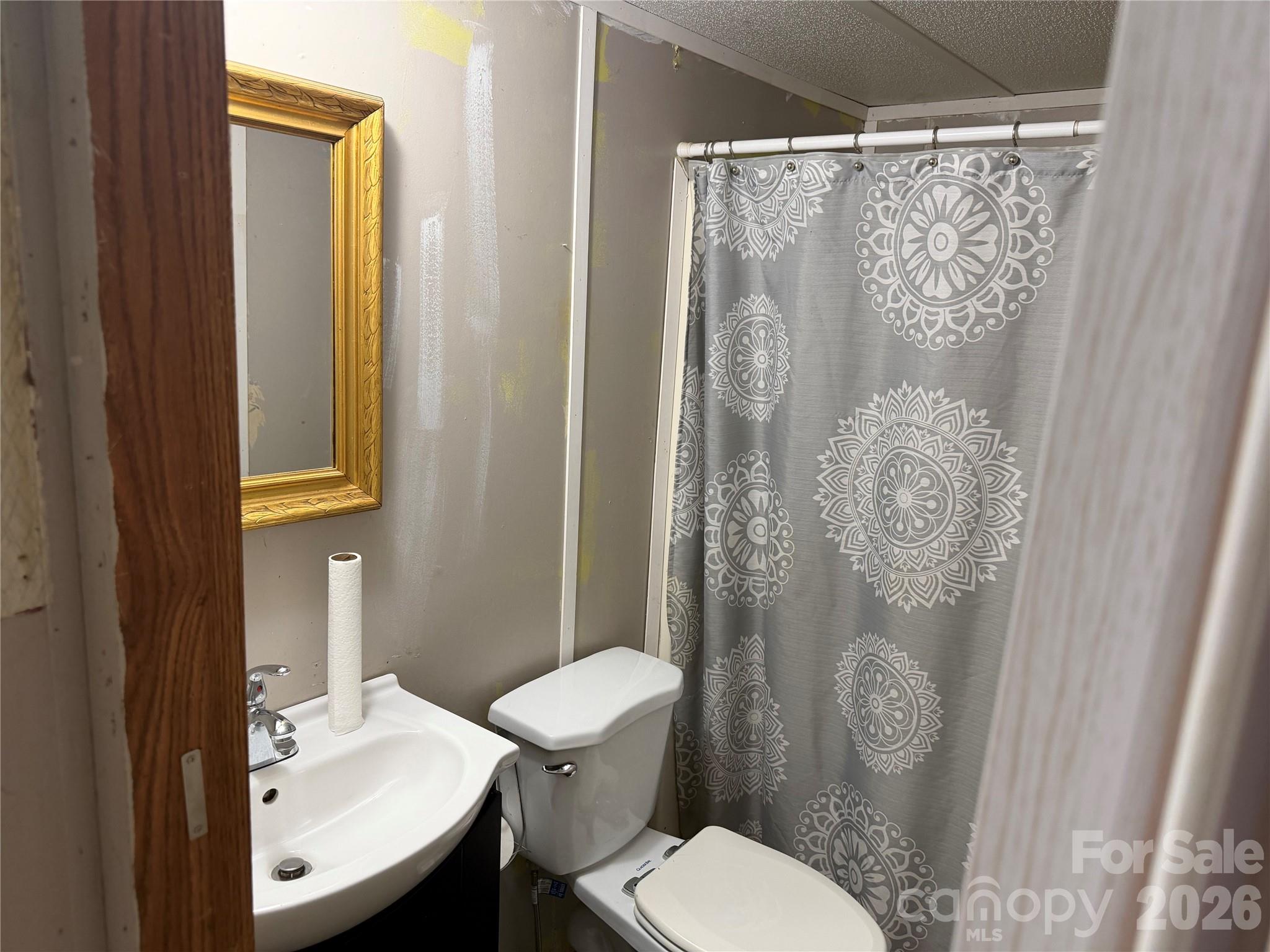 Single Family Residence at 1025 29th Street Place NE, Conover, photo 12 of 18