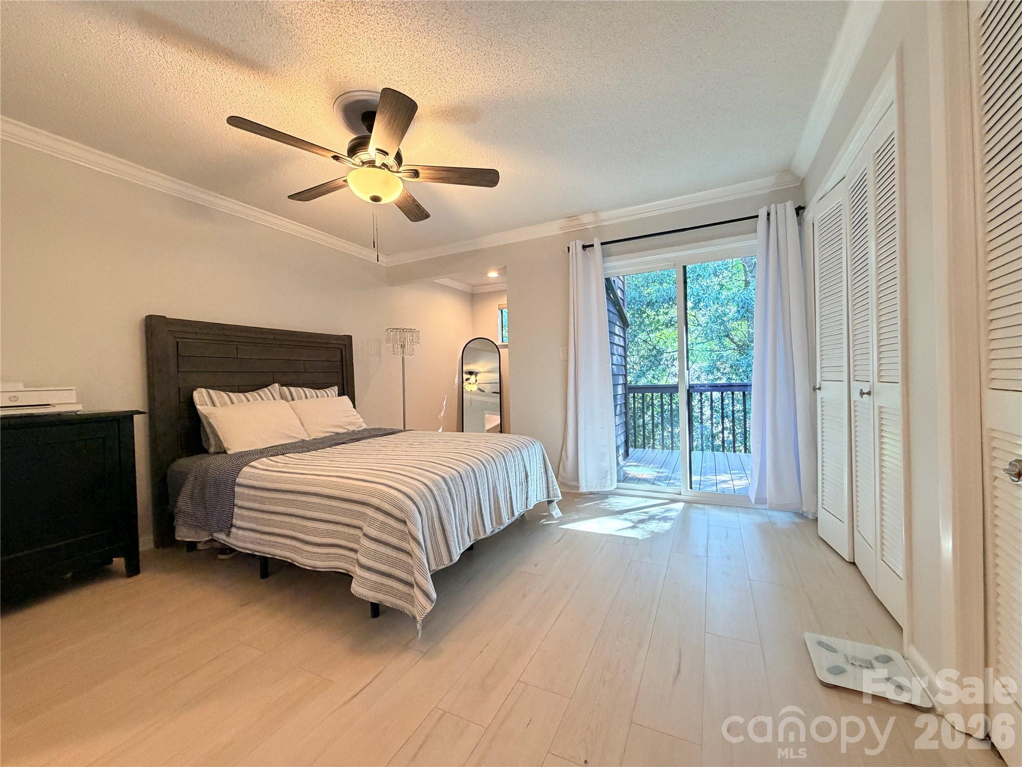 Condominium at 26 11th Avenue NE, Hickory, photo 28 of 46
