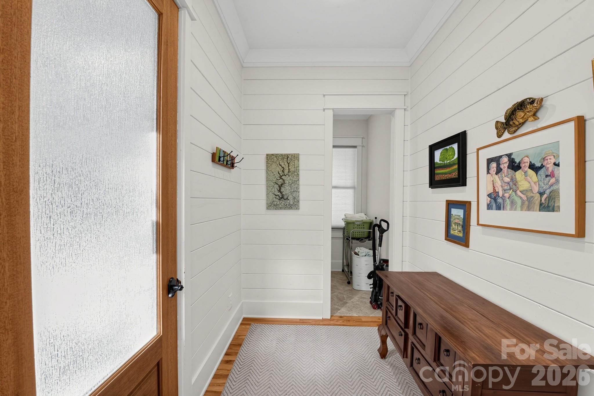Single Family Residence at 180 Duck Cove Road, Belmont, photo 7 of 45
