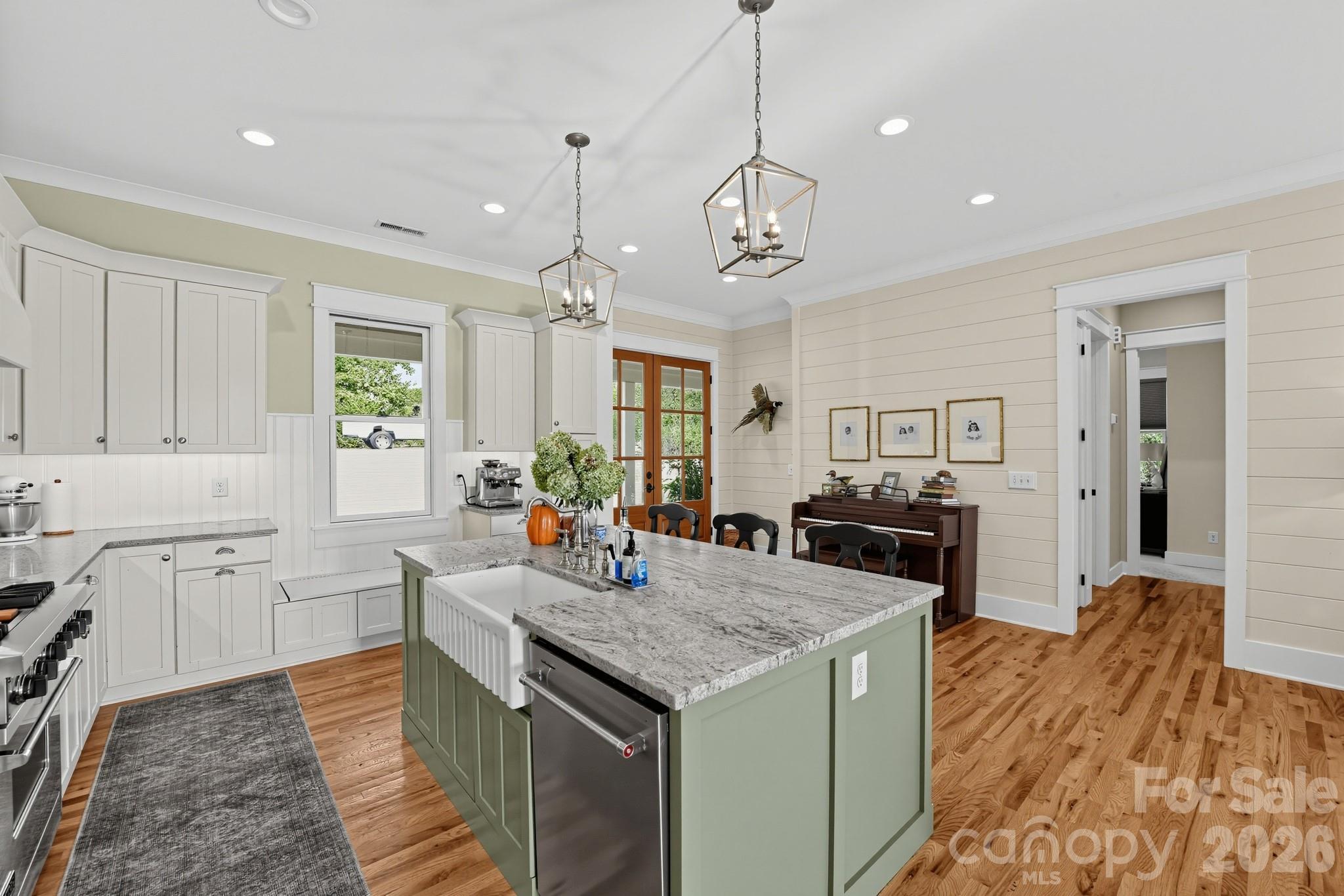 Single Family Residence at 180 Duck Cove Road, Belmont, photo 9 of 45