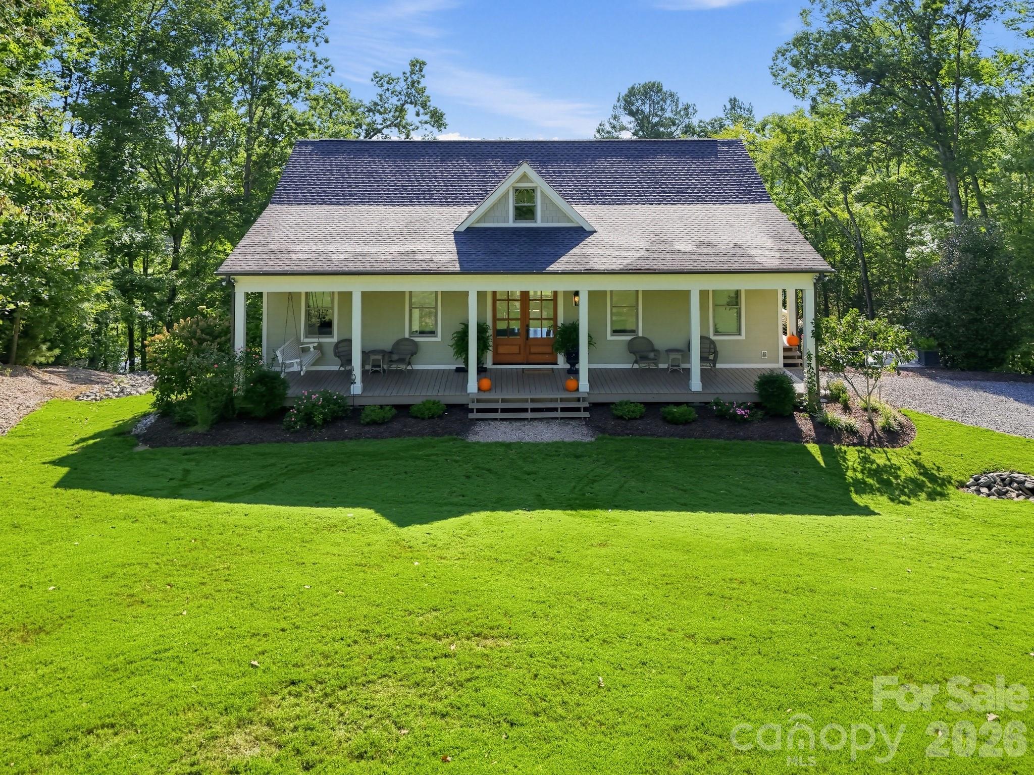 Single Family Residence at 180 Duck Cove Road, Belmont, photo 3 of 45