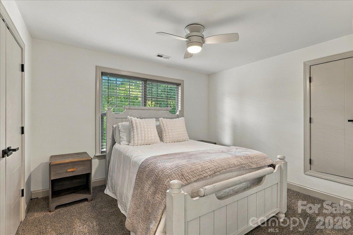 Single Family Residence at 330 Woodland Glen Road, Clover, photo 30 of 48
