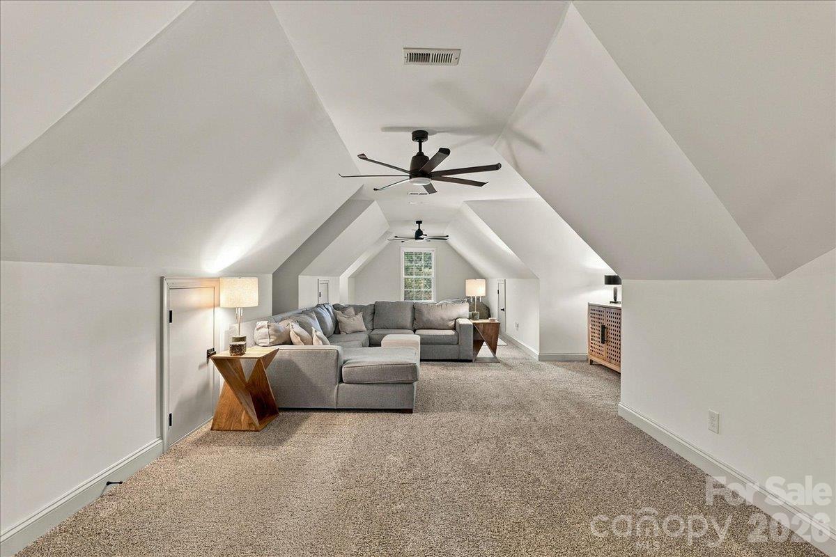 Single Family Residence at 330 Woodland Glen Road, Clover, photo 33 of 48