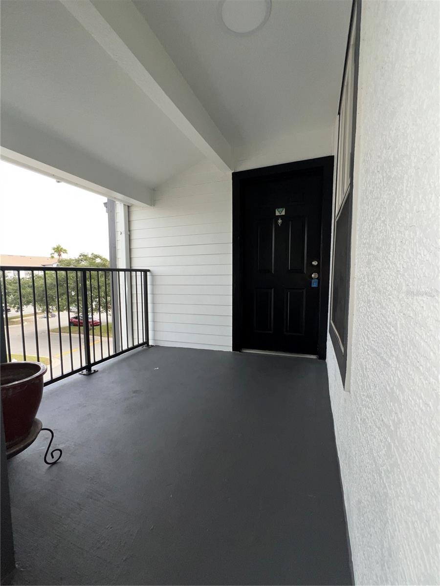 2202 KEY WEST CT #633