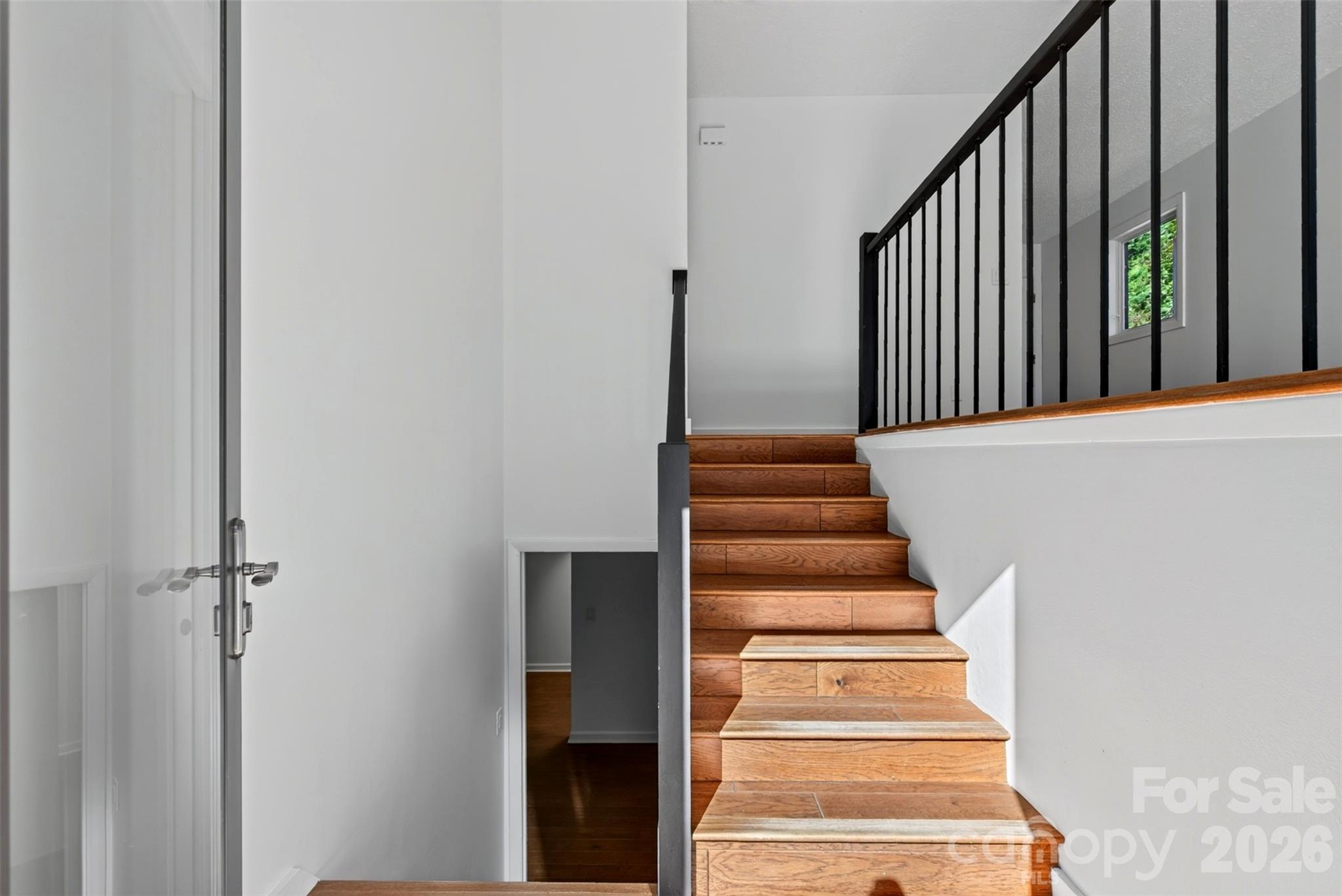 split level entry - 53 Hemlock Street, Arden