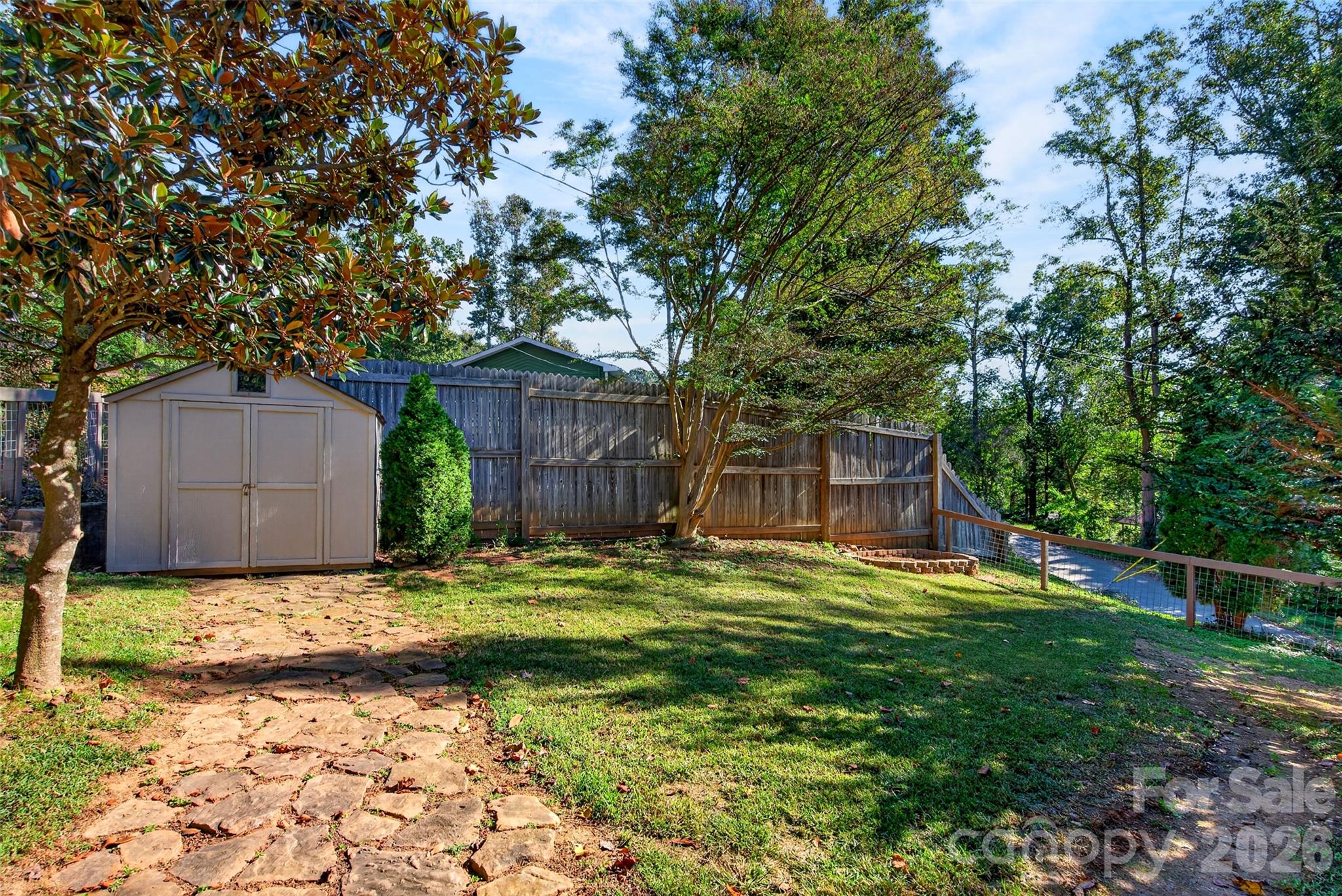 fenced back yard and shed - 53 Hemlock Street, Arden