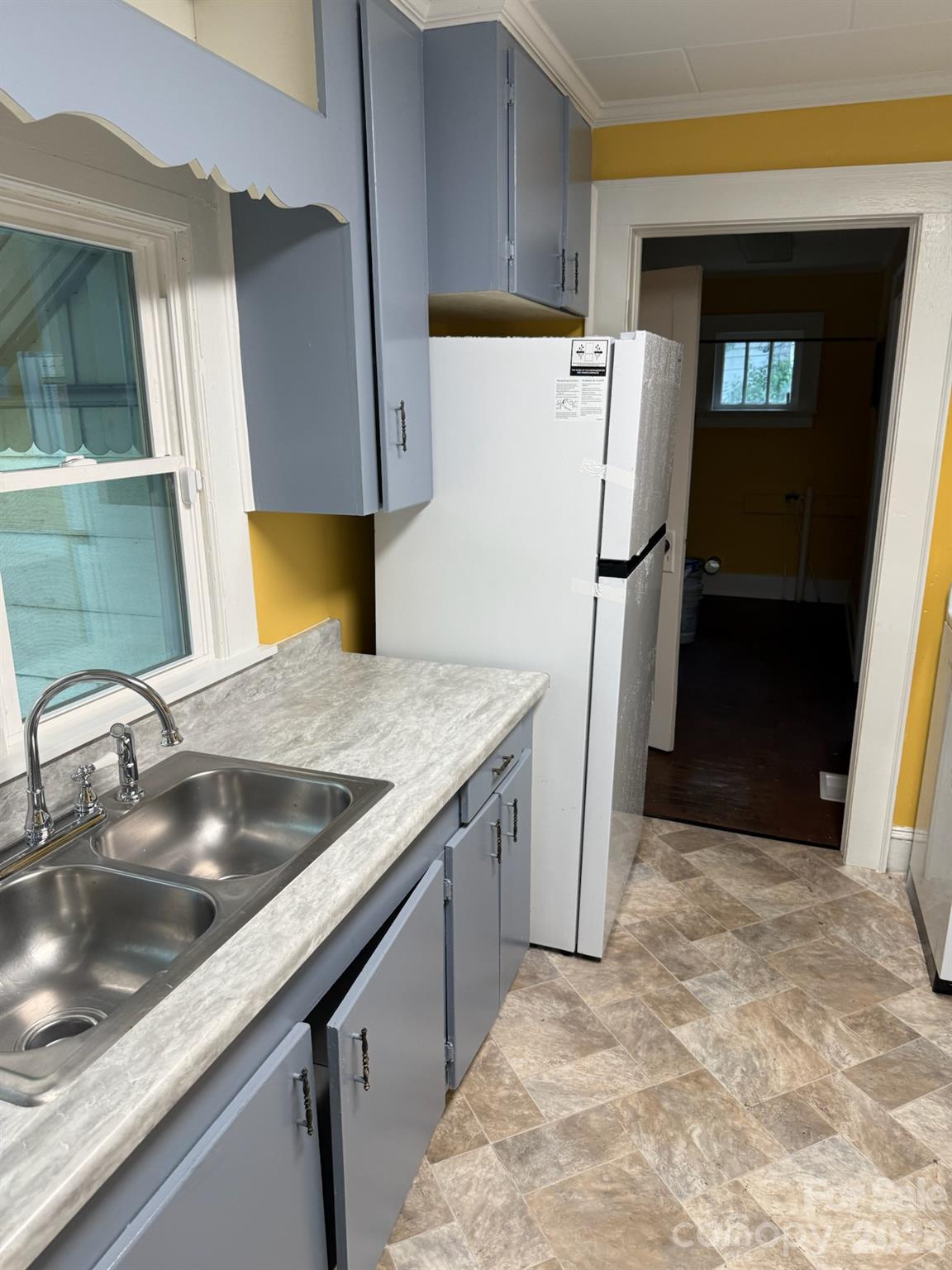 Single Family Residence at 703 Buffalo Lane, Shelby, photo 8 of 18